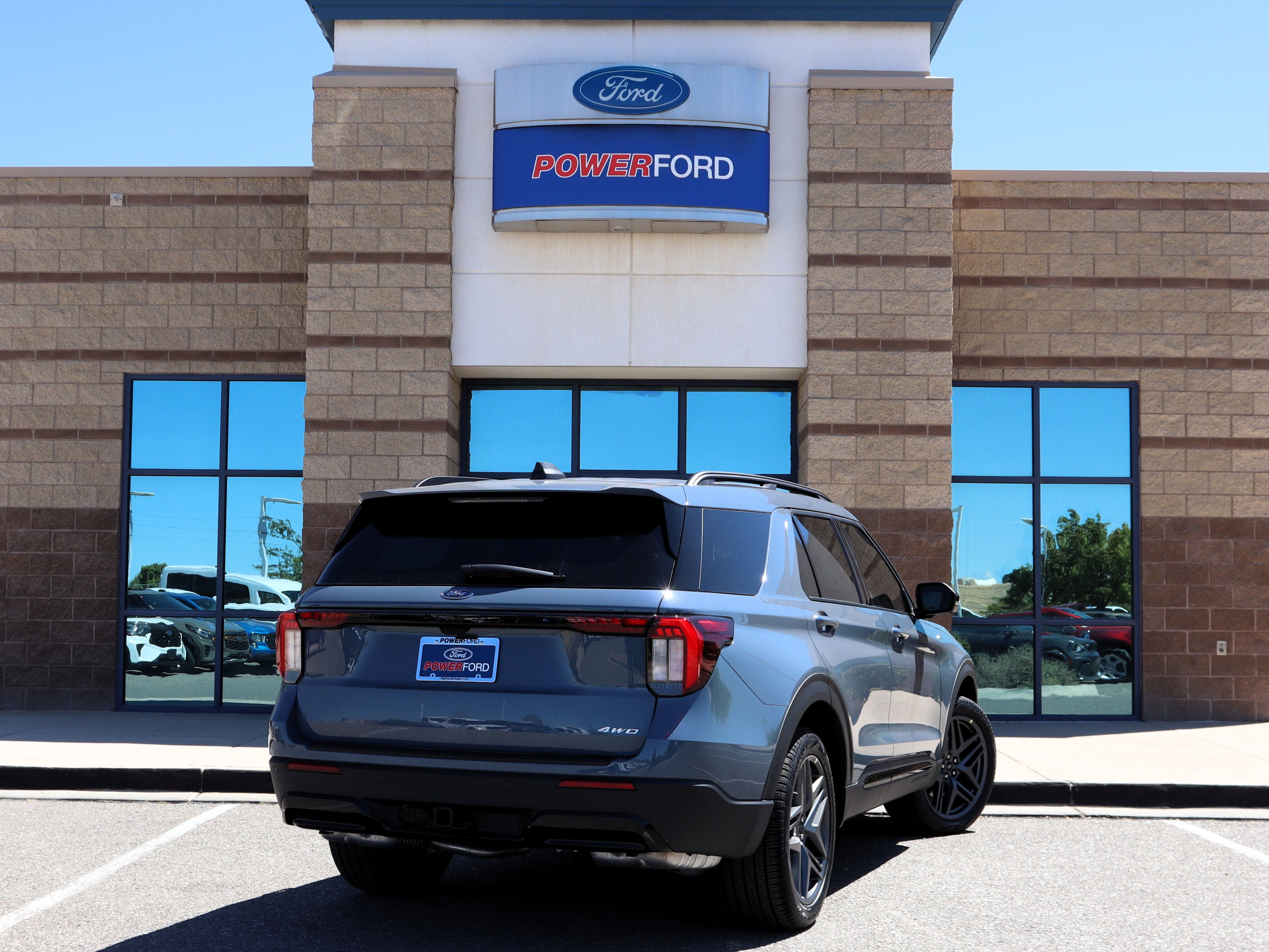 2026 Ford Explorer ST-Line