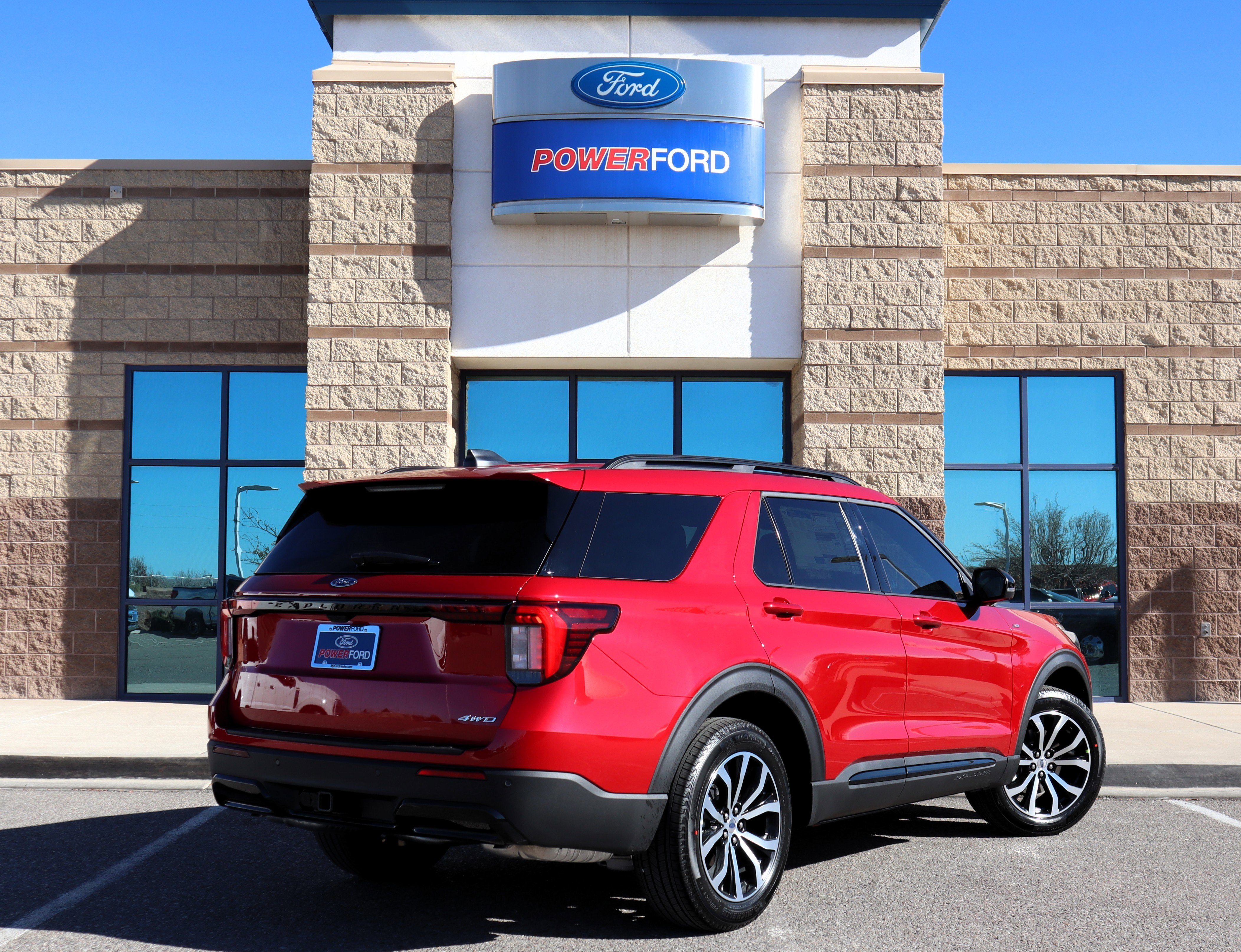 2026 Ford Explorer ST-Line