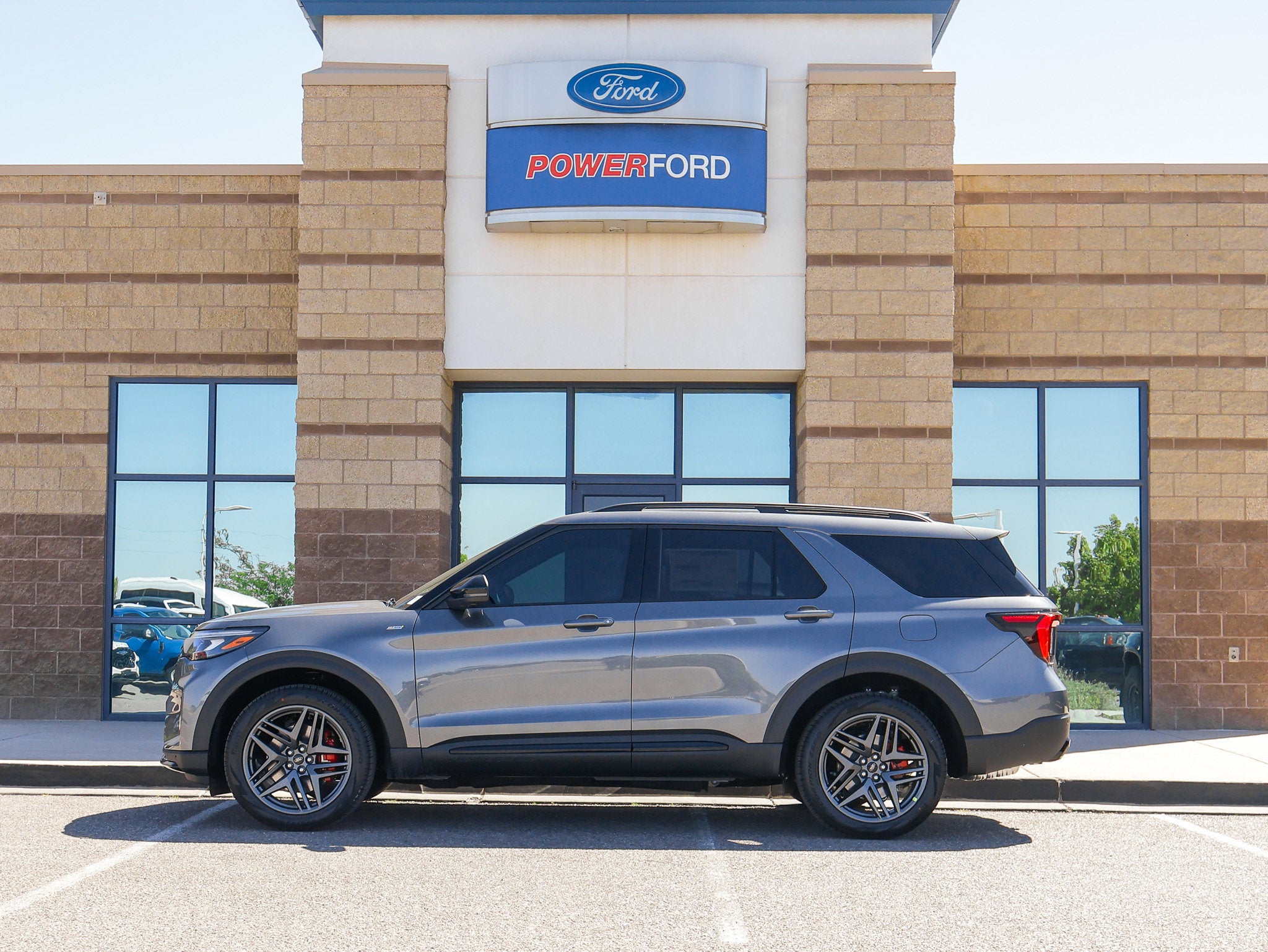 2026 Ford Explorer ST-Line