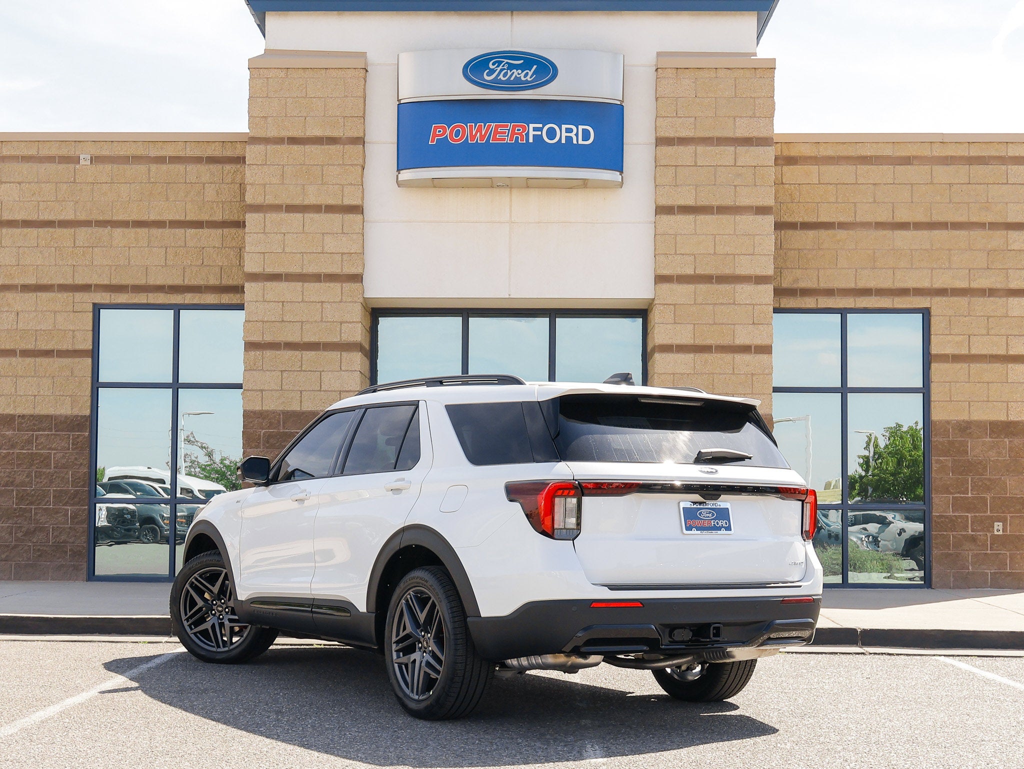 2026 Ford Explorer ST-Line