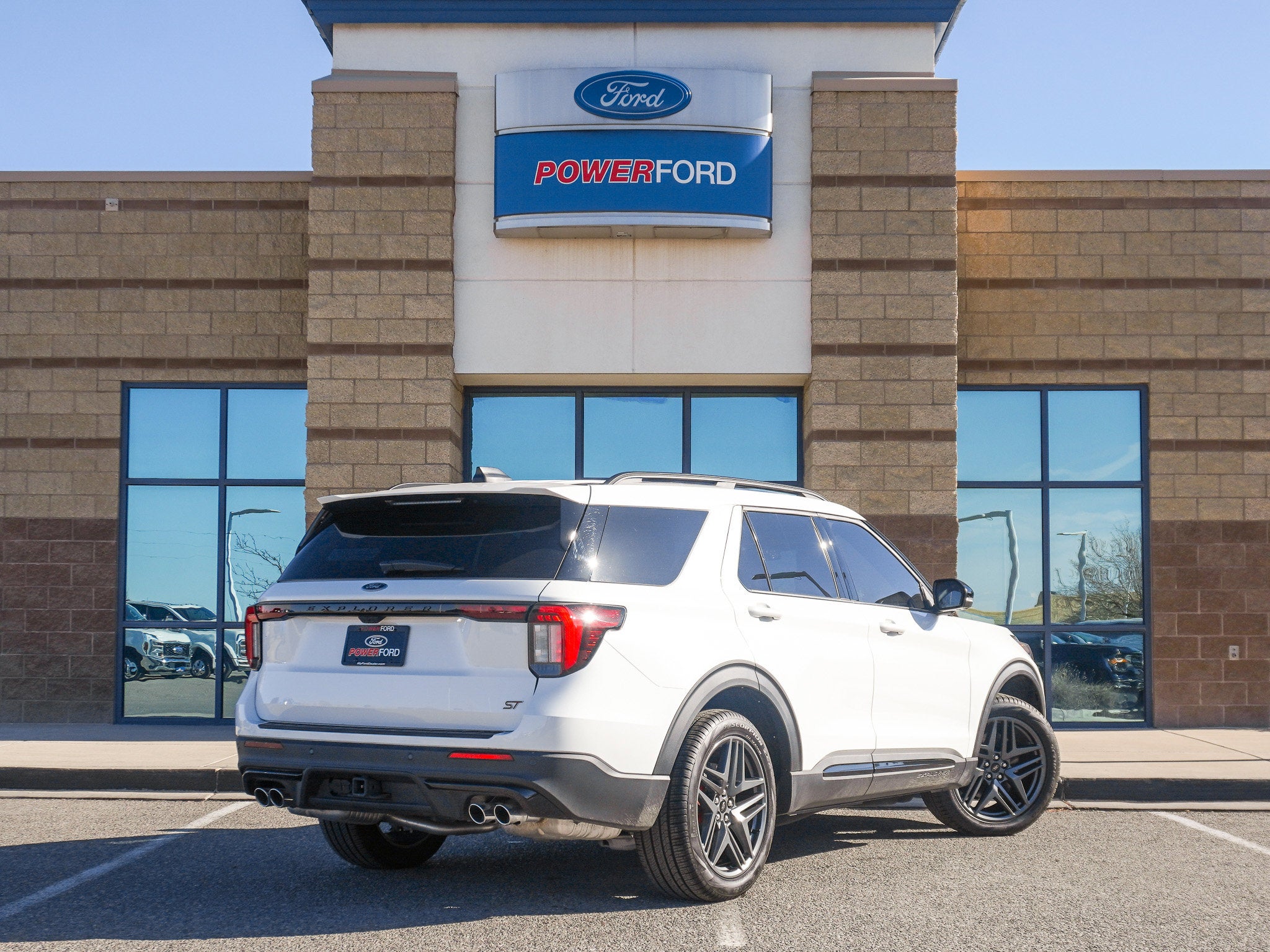 2025 Ford Explorer ST