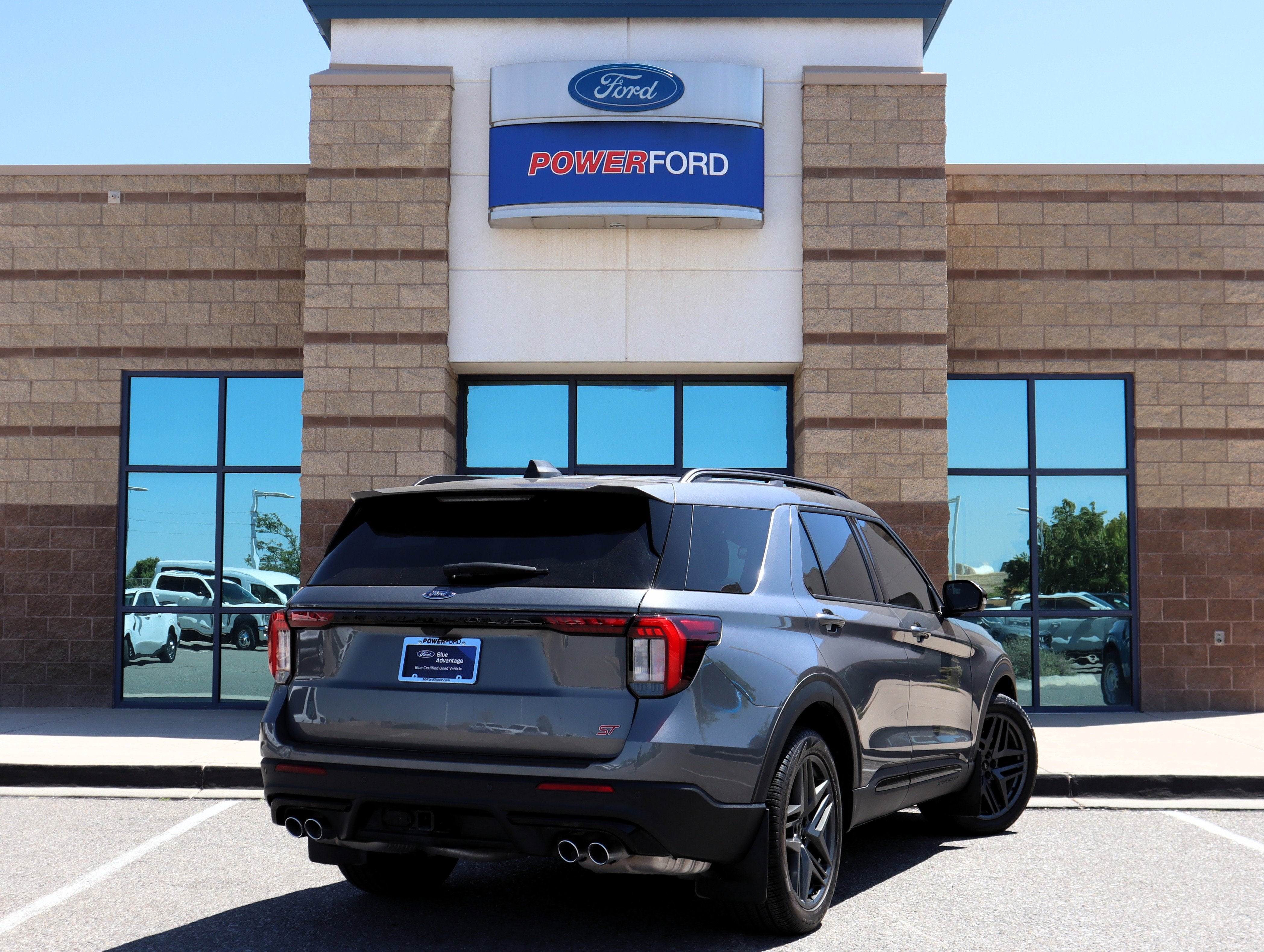 2025 Ford Explorer ST