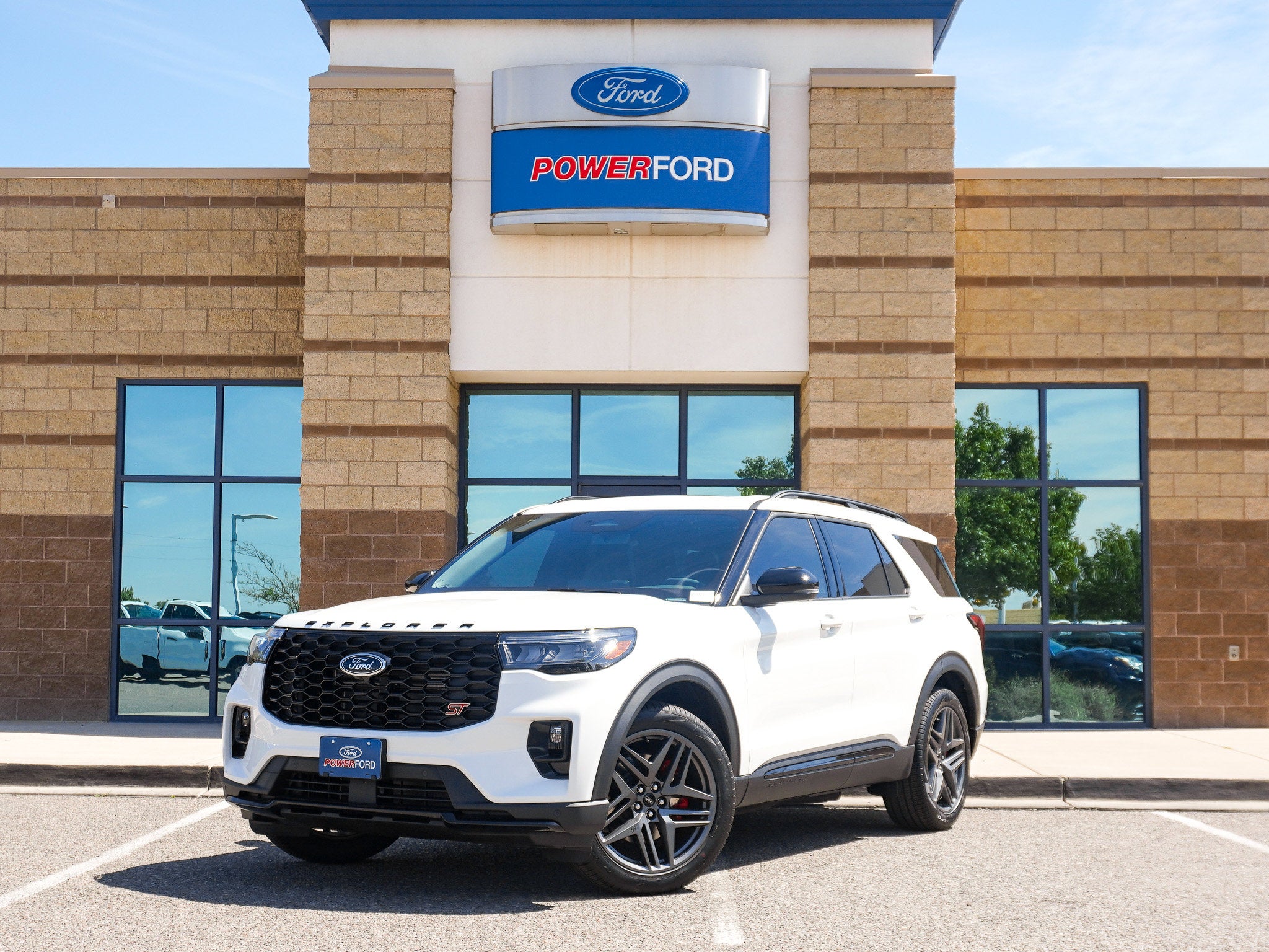 2025 Ford Explorer ST