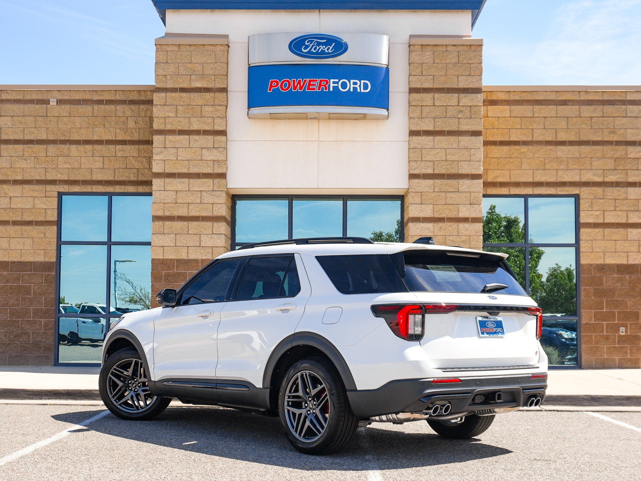 2025 Ford Explorer ST