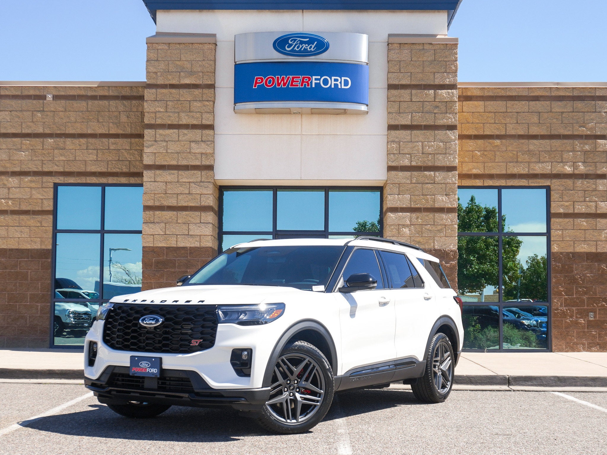 2025 Ford Explorer ST