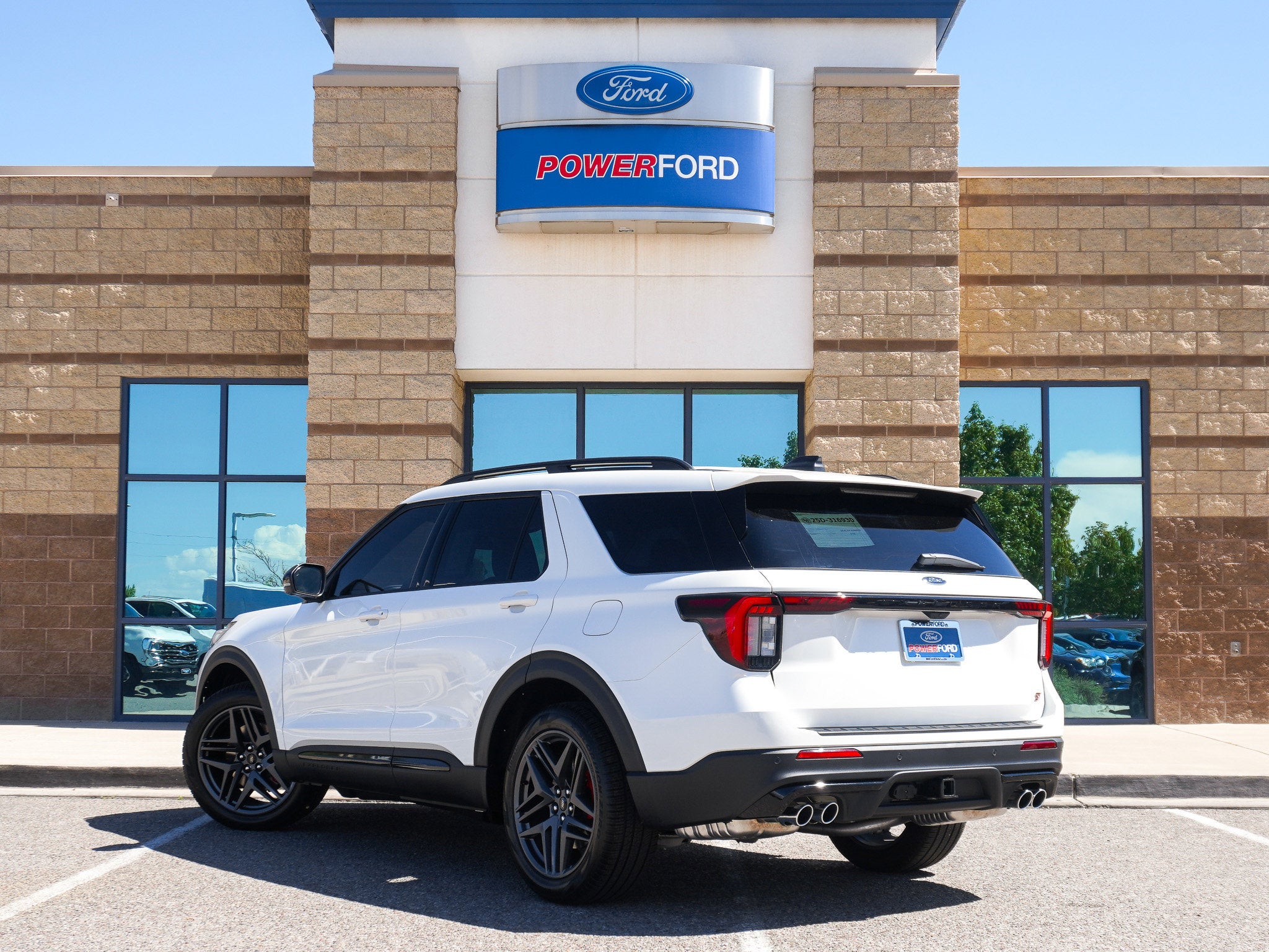 2025 Ford Explorer ST