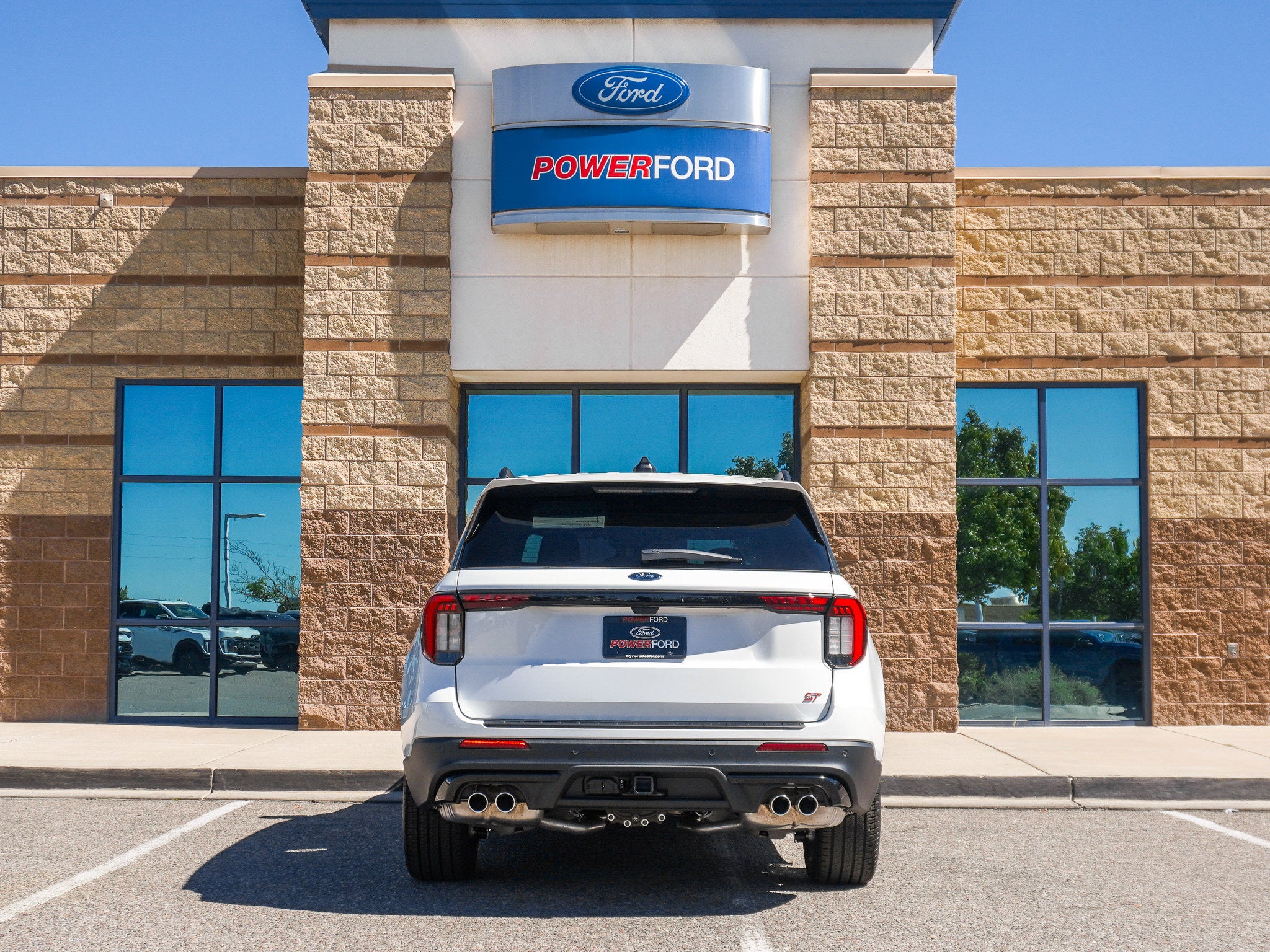 2025 Ford Explorer ST