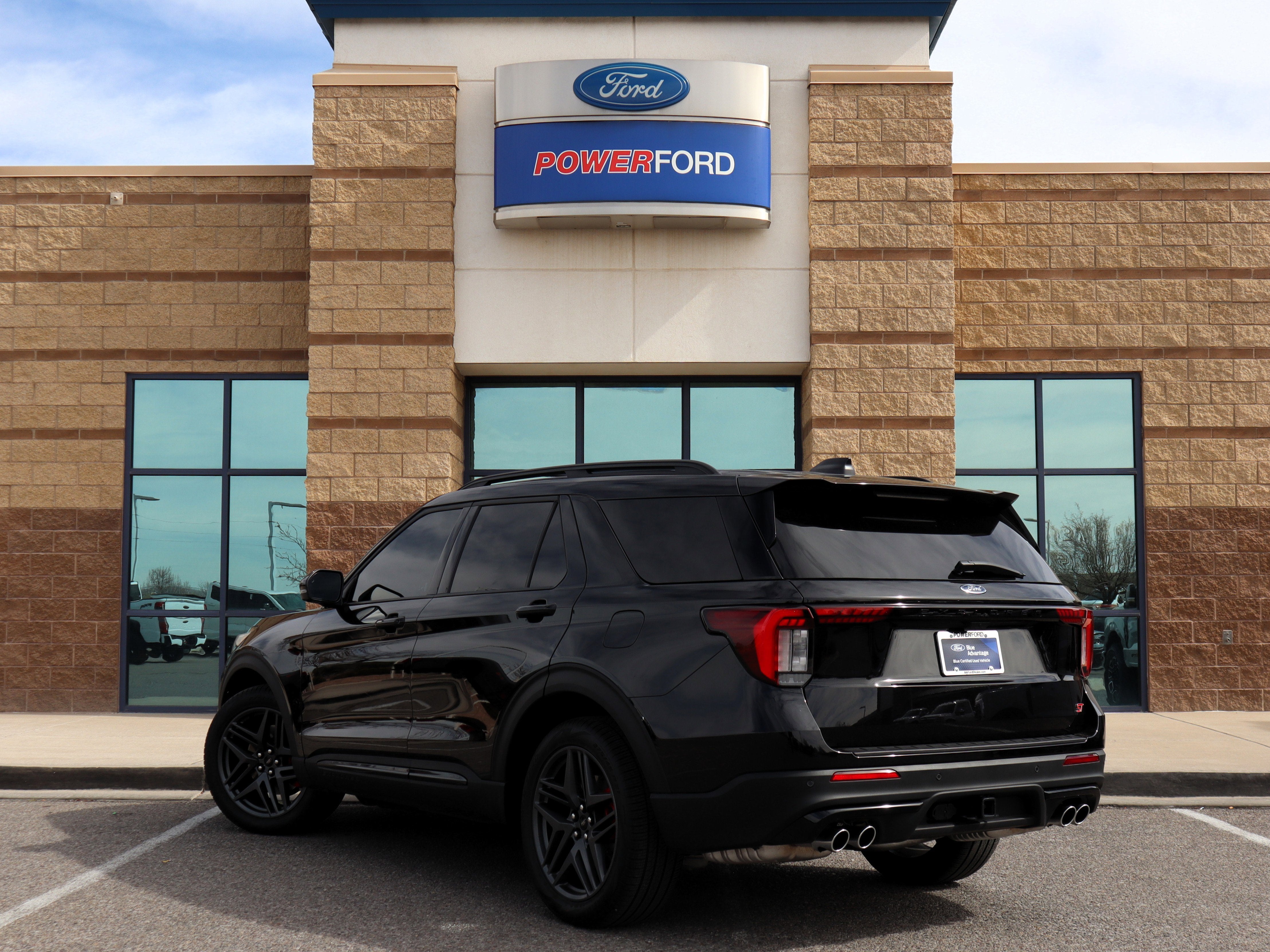 2025 Ford Explorer ST