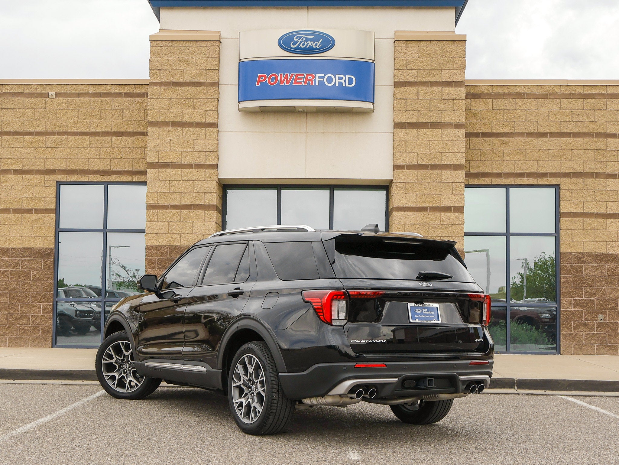 2025 Ford Explorer Platinum