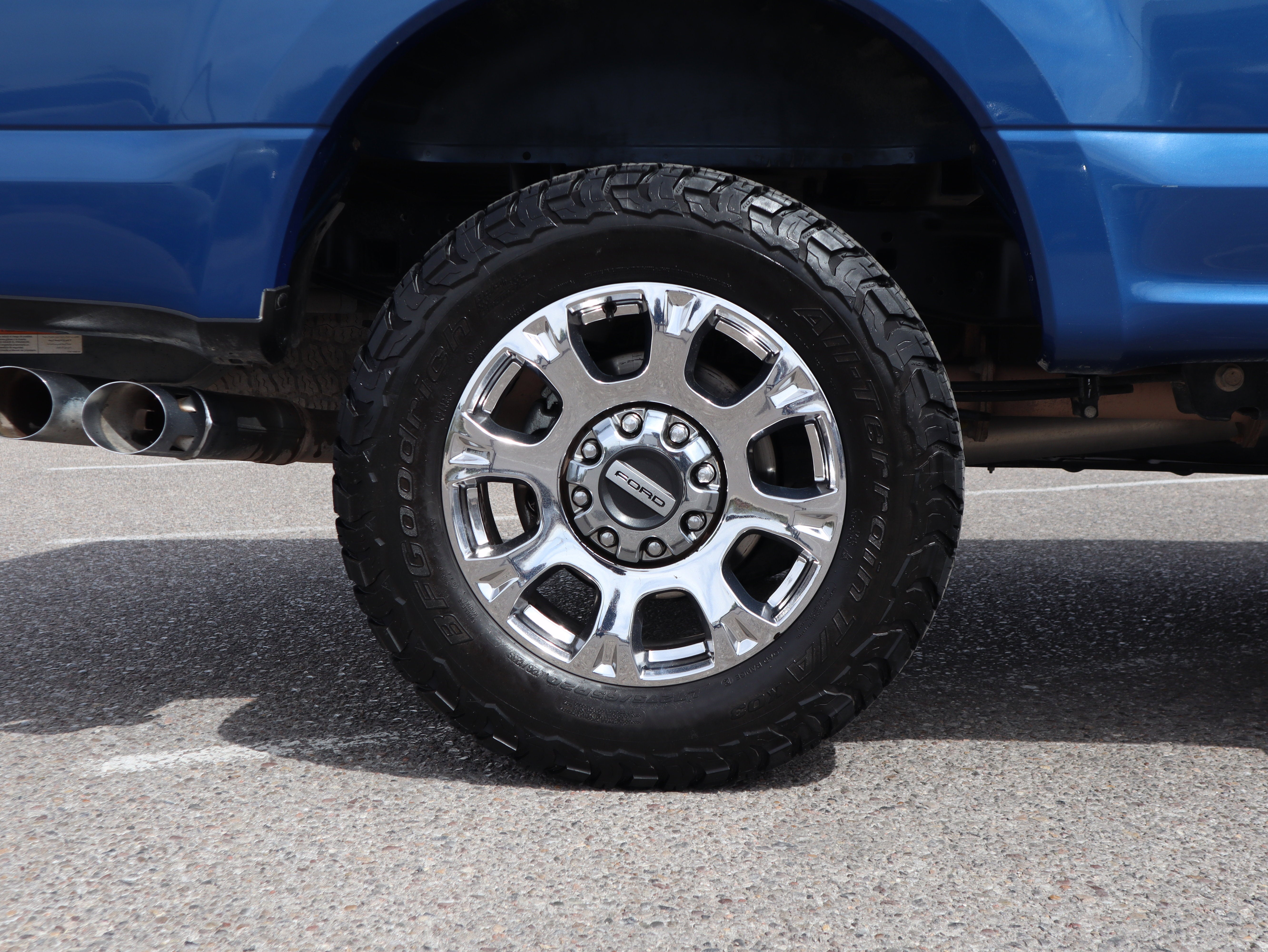 2022 Ford F-250SD Lariat