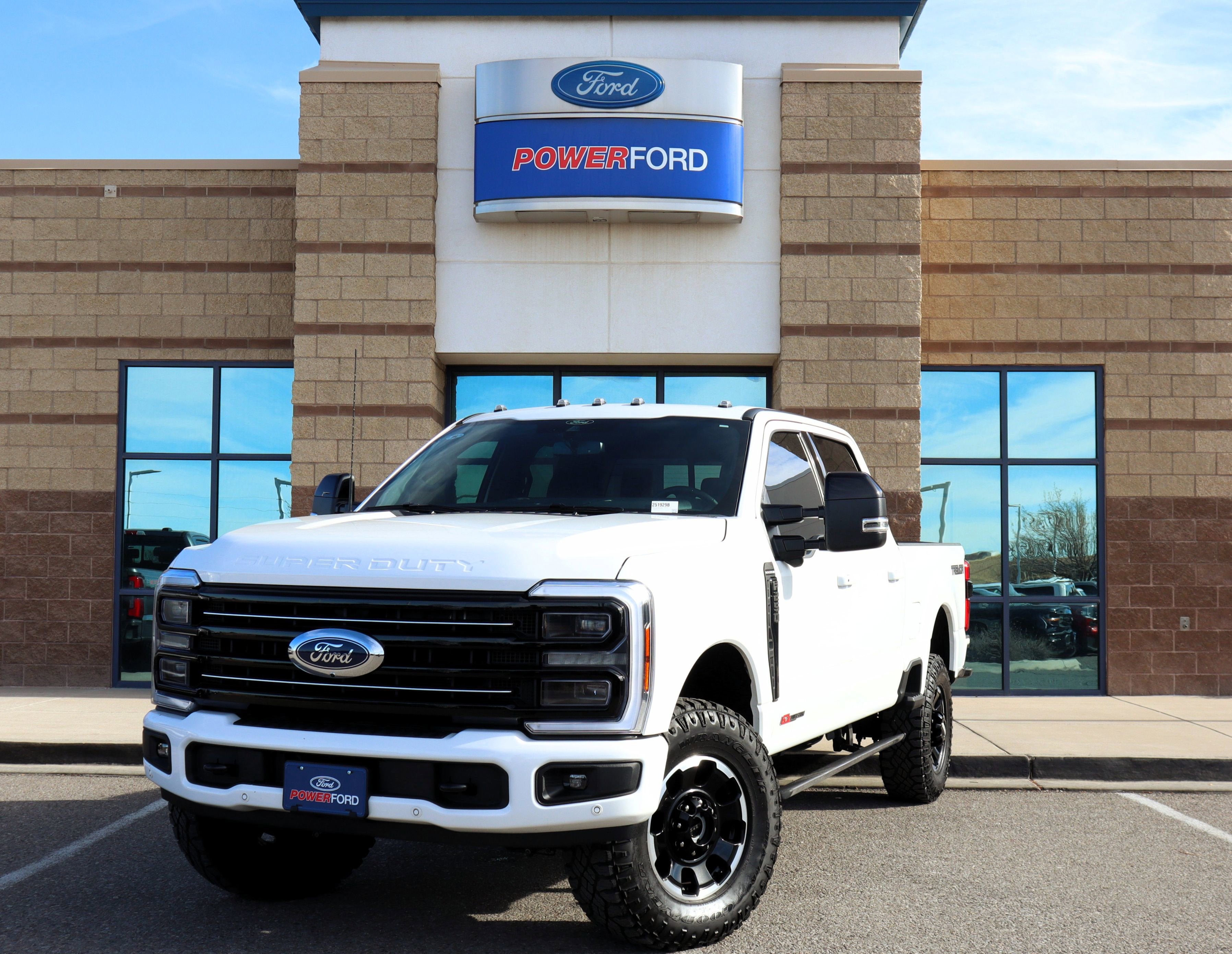 2025 Ford F-250SD Platinum