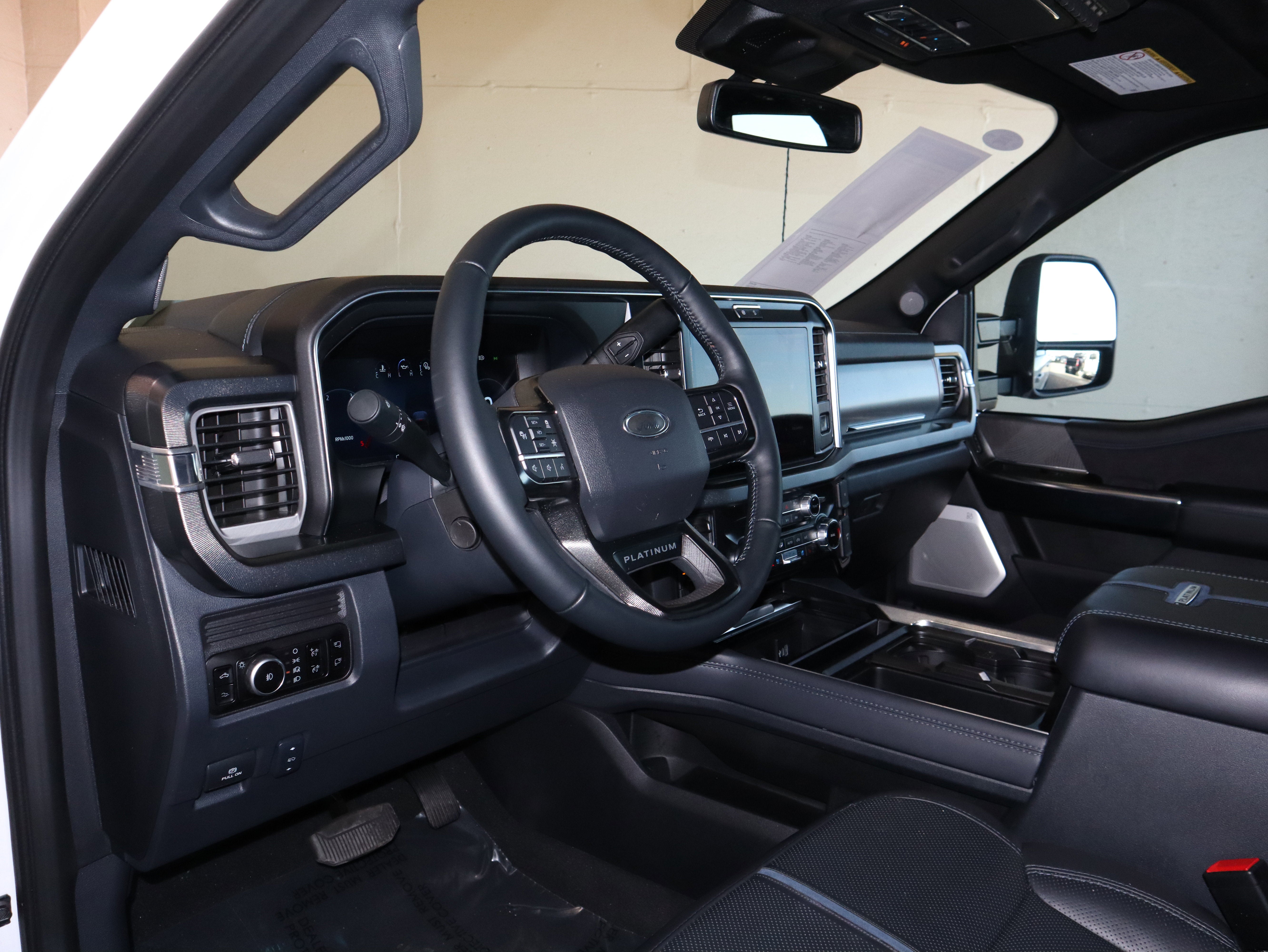 2025 Ford F-250SD Platinum