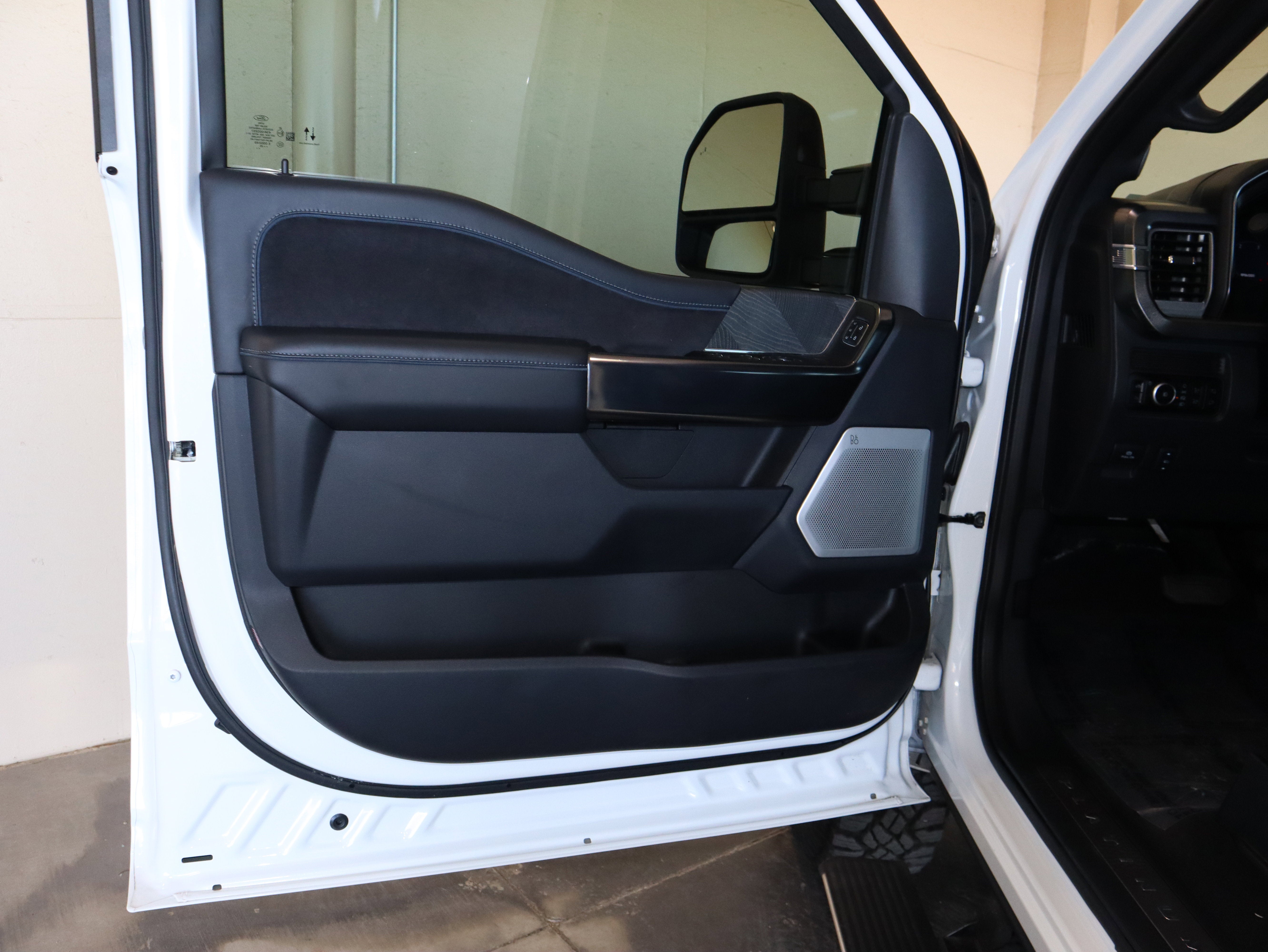 2025 Ford F-250SD Platinum