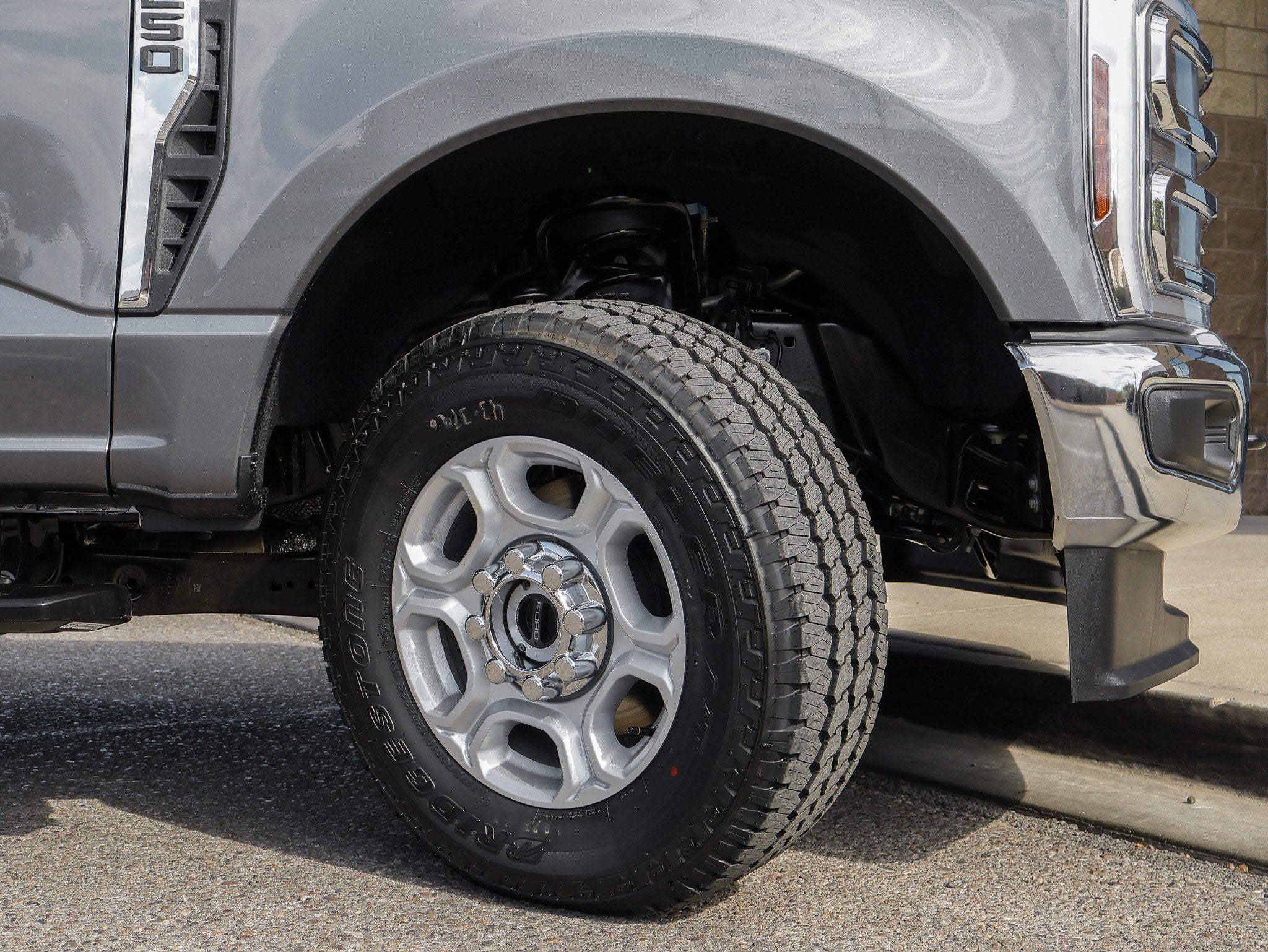 2027 Ford F-250SD XLT