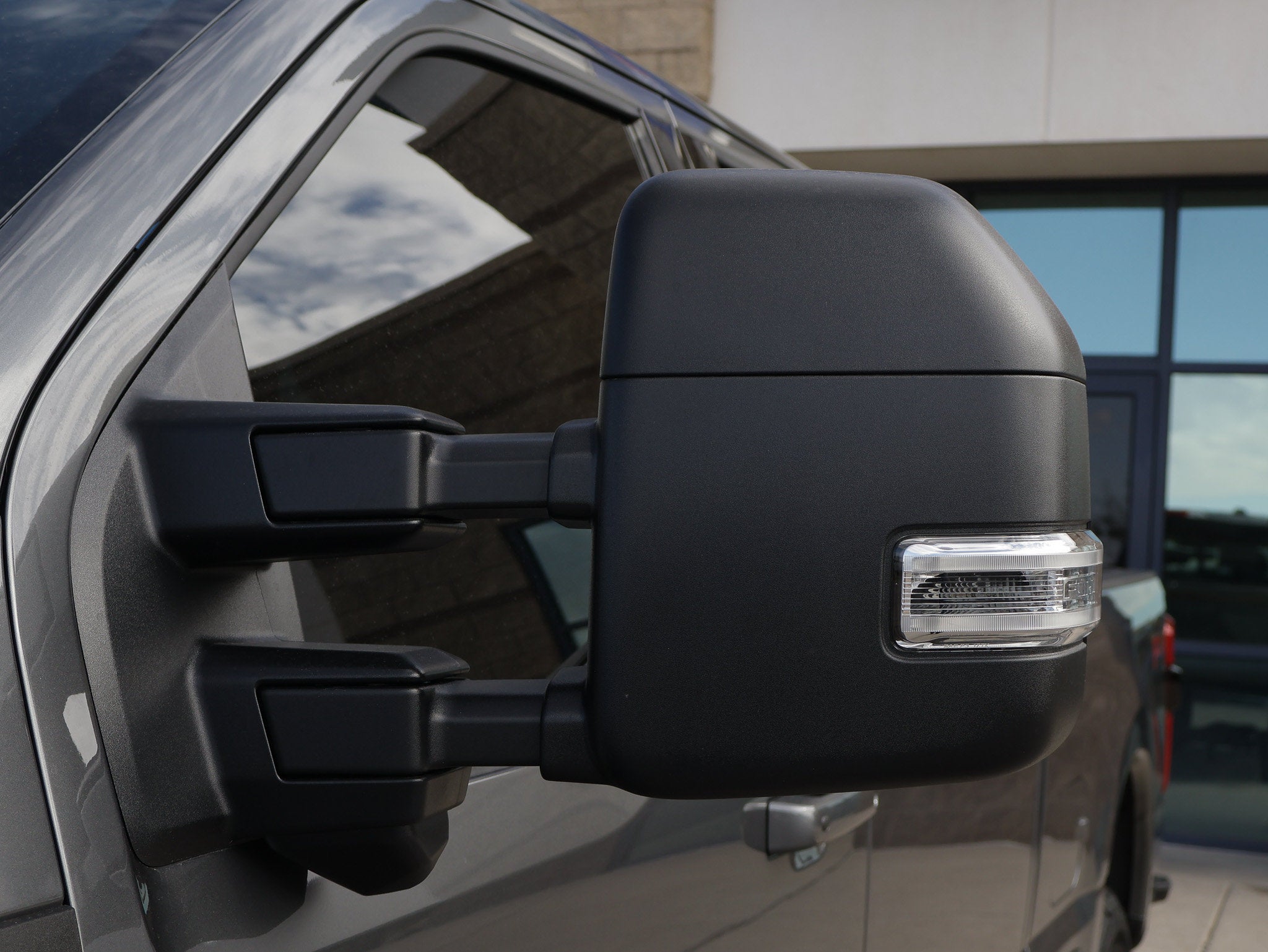 2027 Ford F-250SD XLT