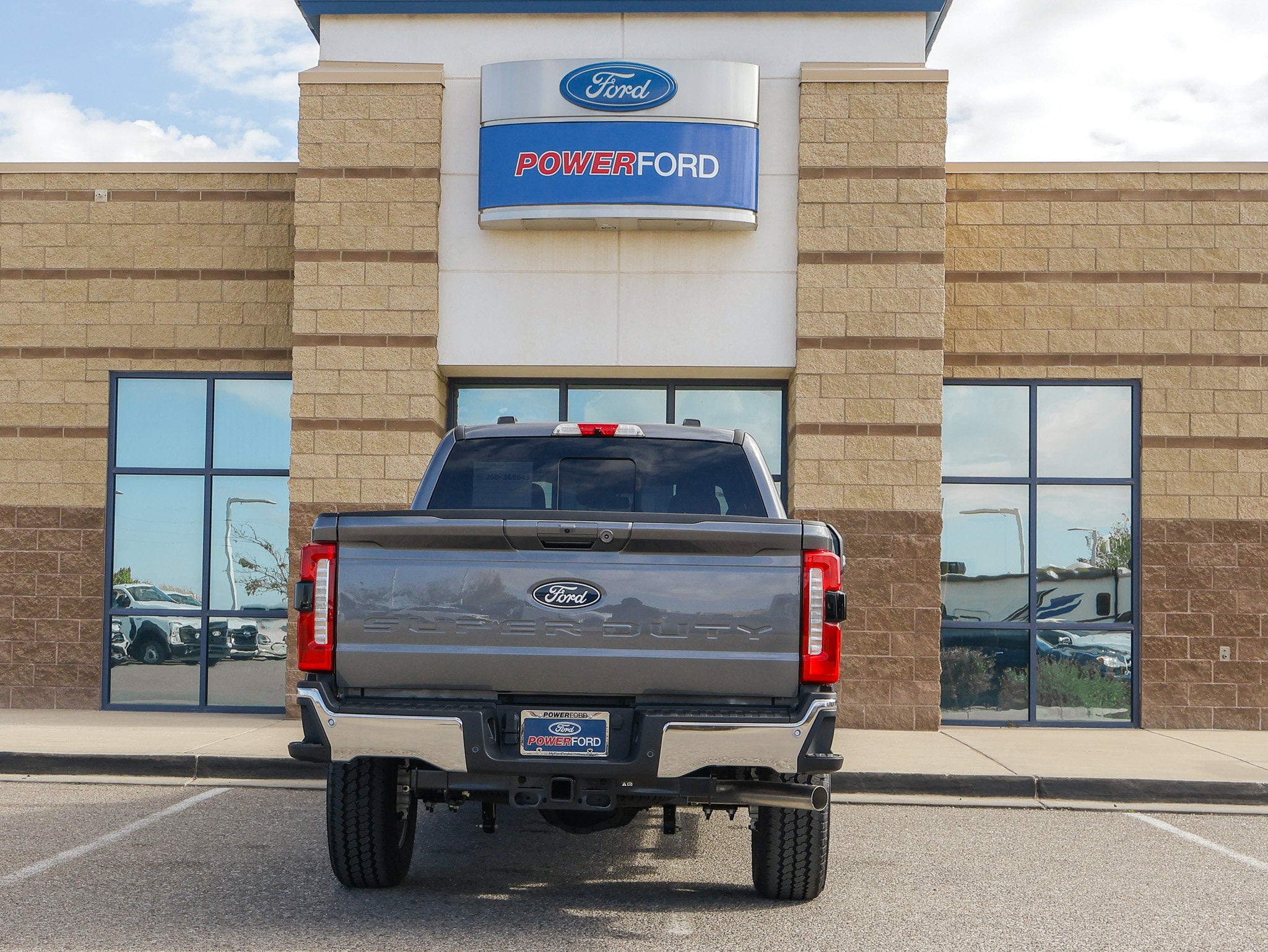 2027 Ford F-250SD XLT