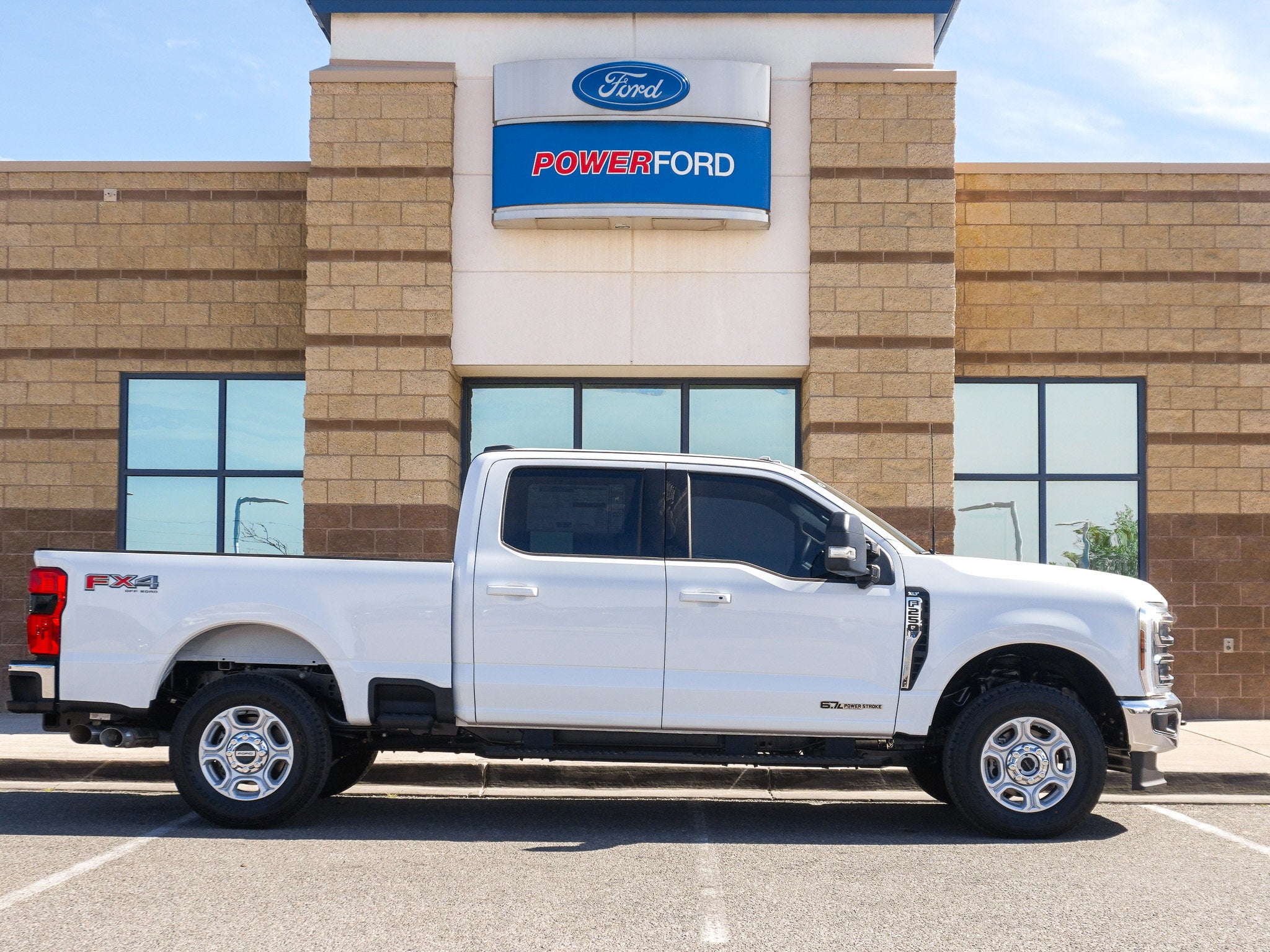 2026 Ford F-250SD XLT