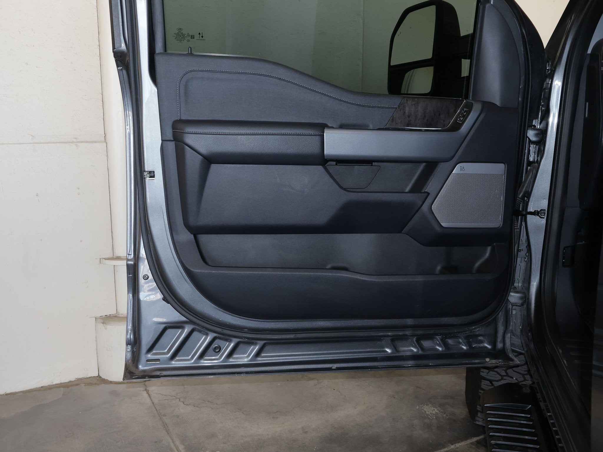 2023 Ford F-250SD Lariat