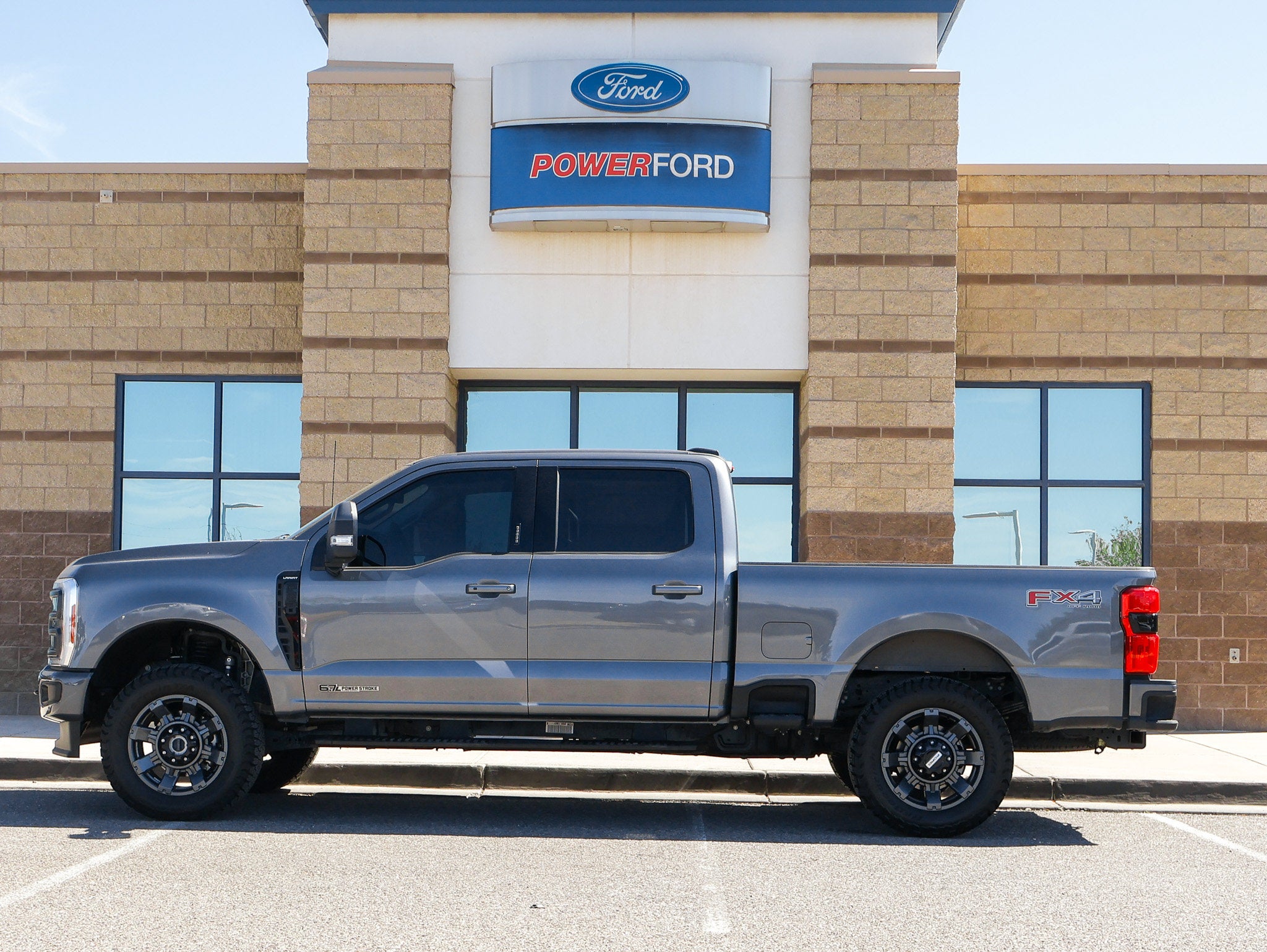 2023 Ford F-250SD Lariat
