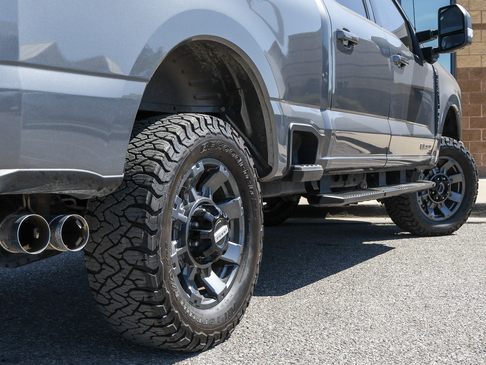 2023 Ford F-250SD Lariat