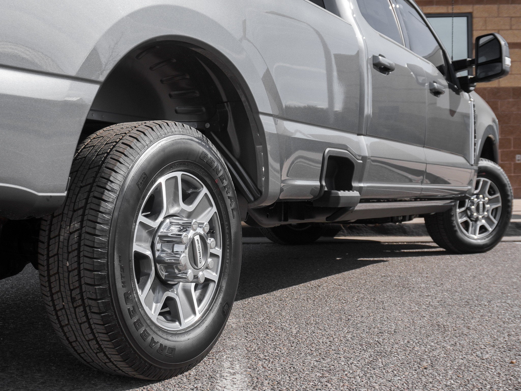 2026 Ford F-350SD Lariat