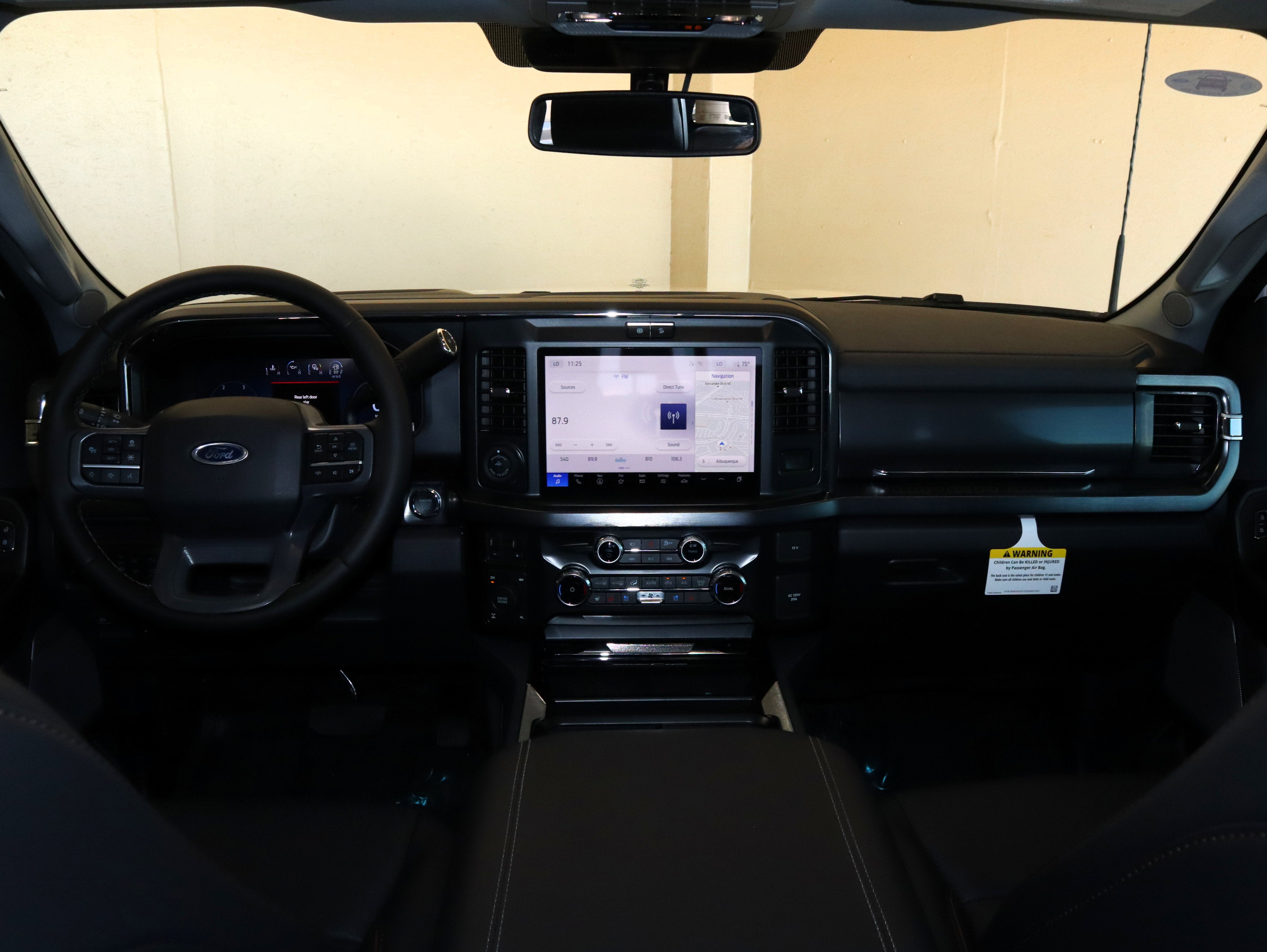 2025 Ford F-350SD Lariat