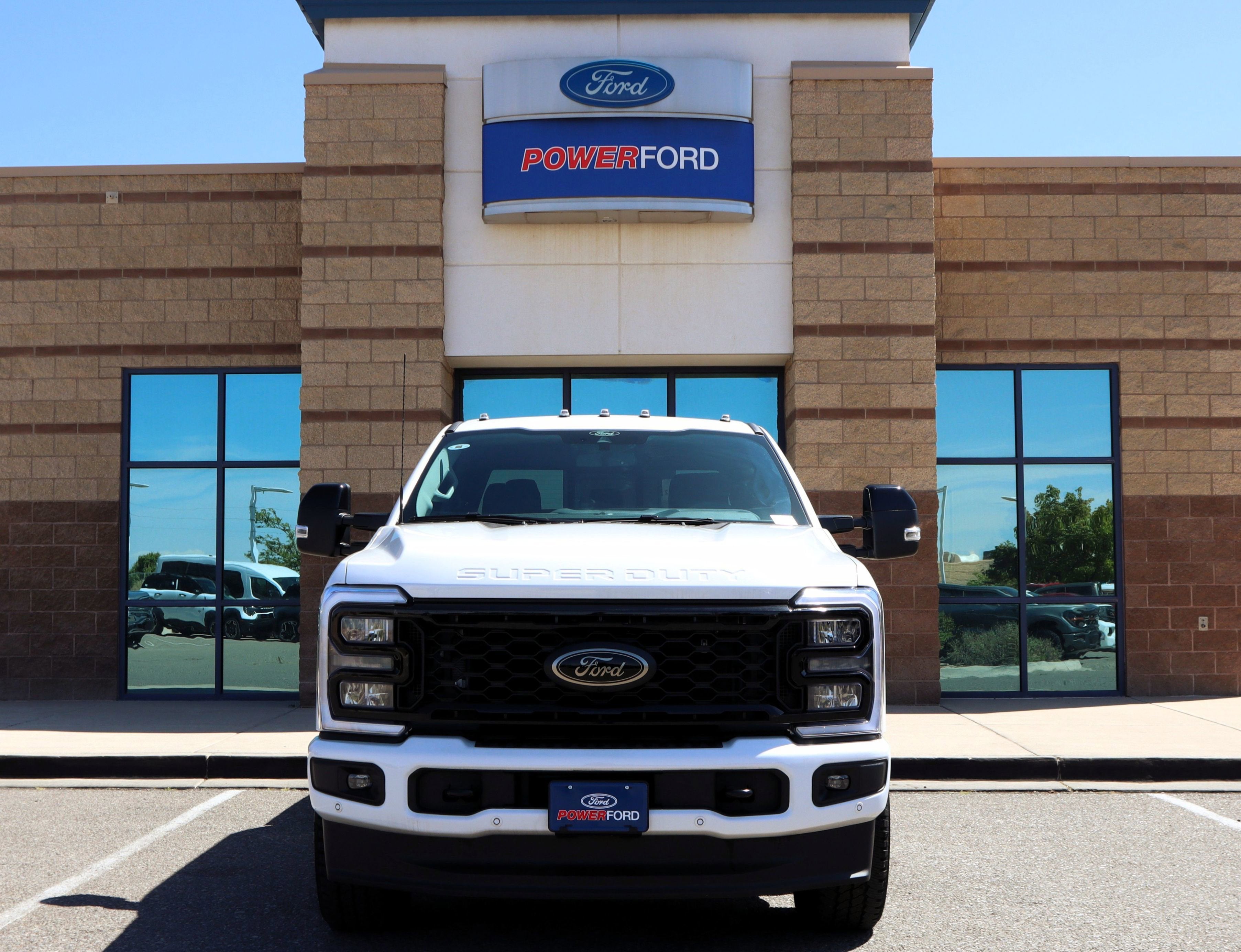 2025 Ford F-350SD Lariat