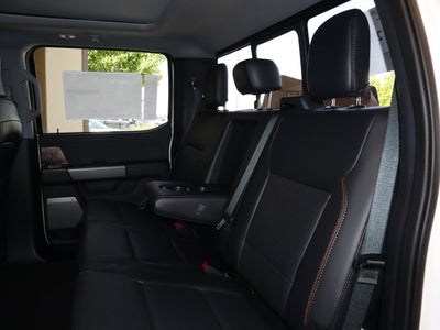 2025 Ford F-350SD Lariat