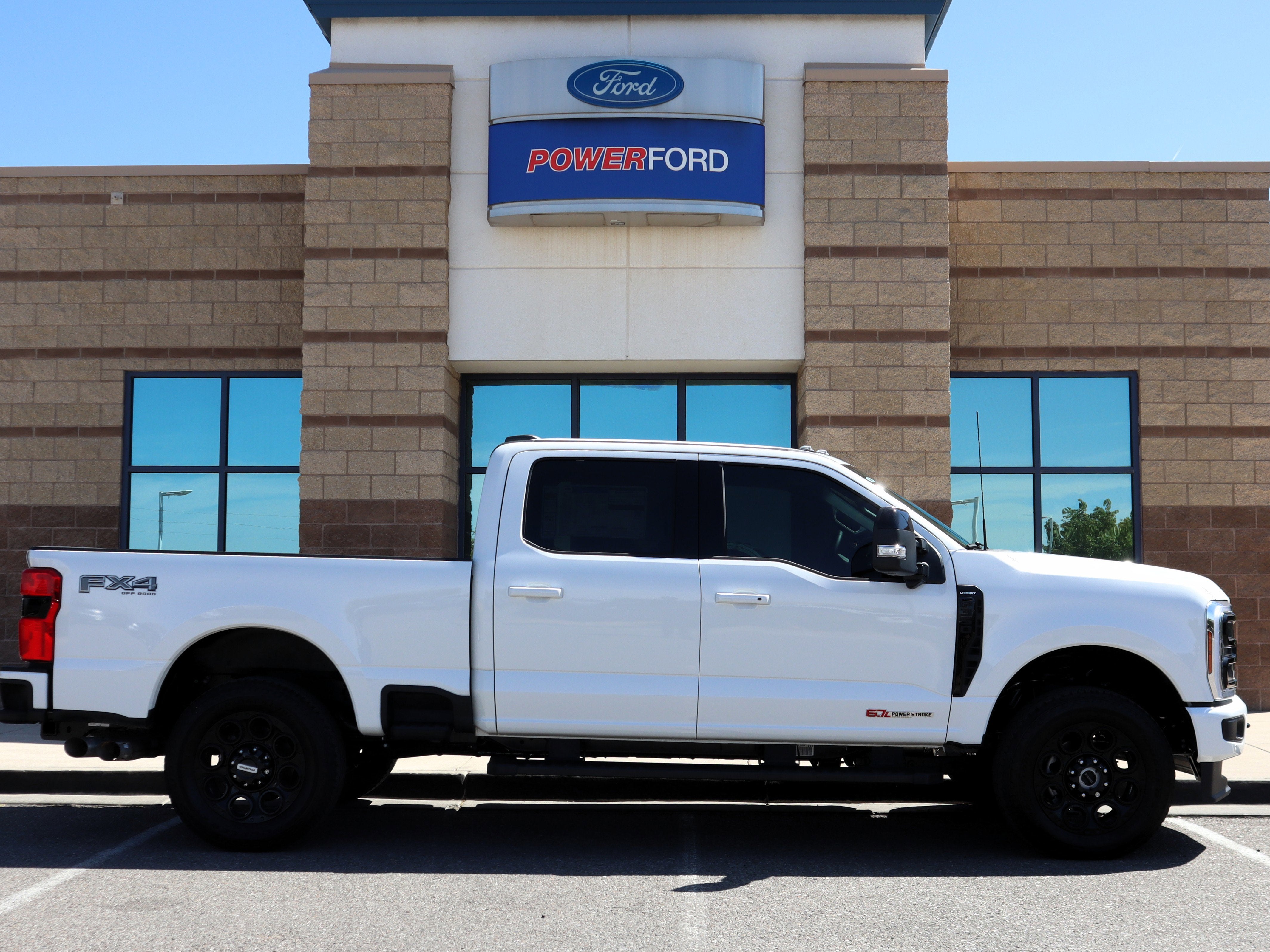 2025 Ford F-350SD Lariat