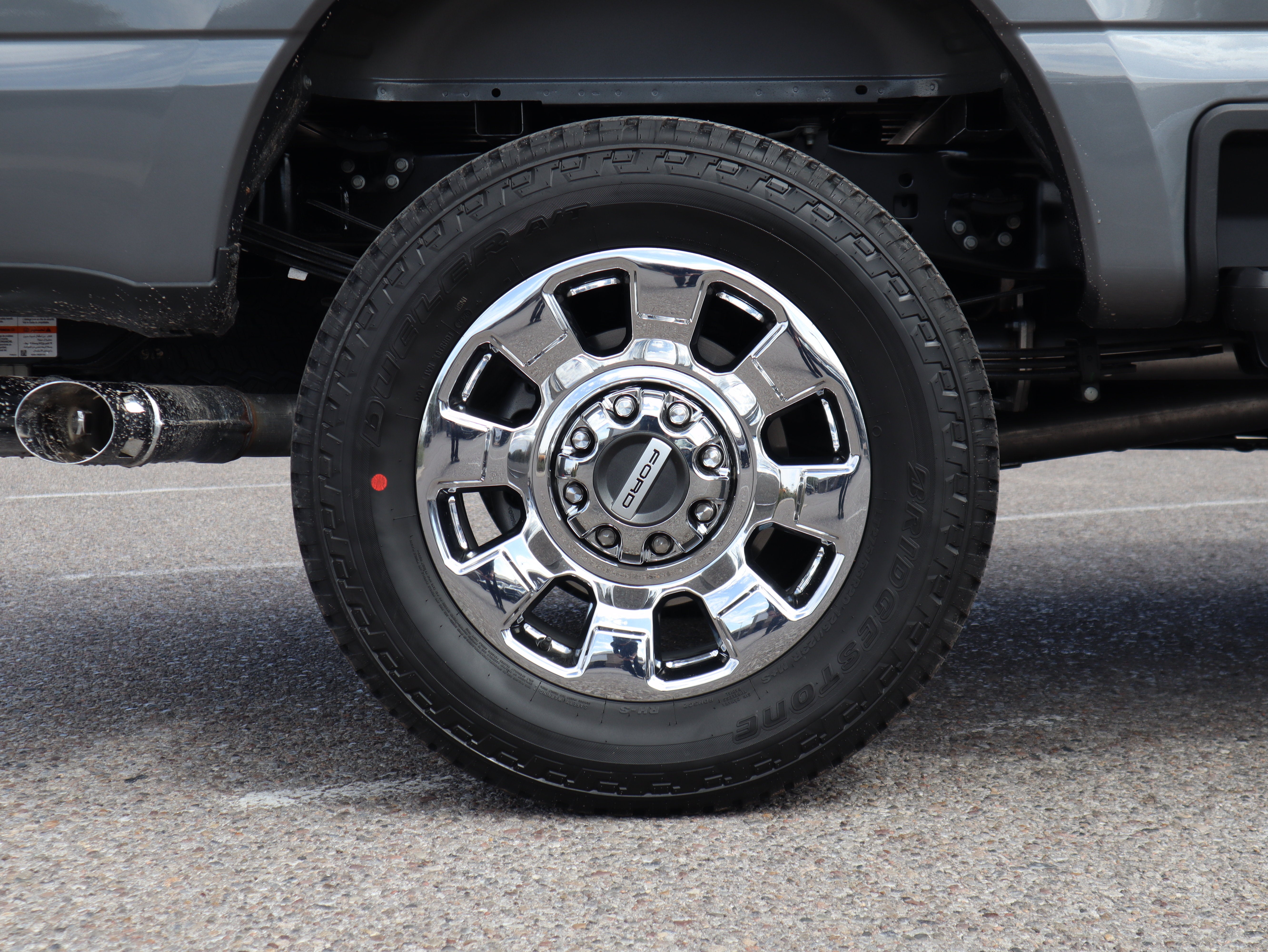 2027 Ford F-350SD Lariat