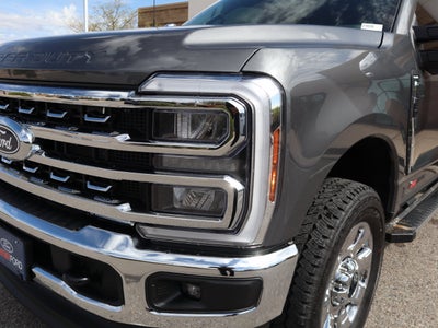 2027 Ford F-350SD Lariat