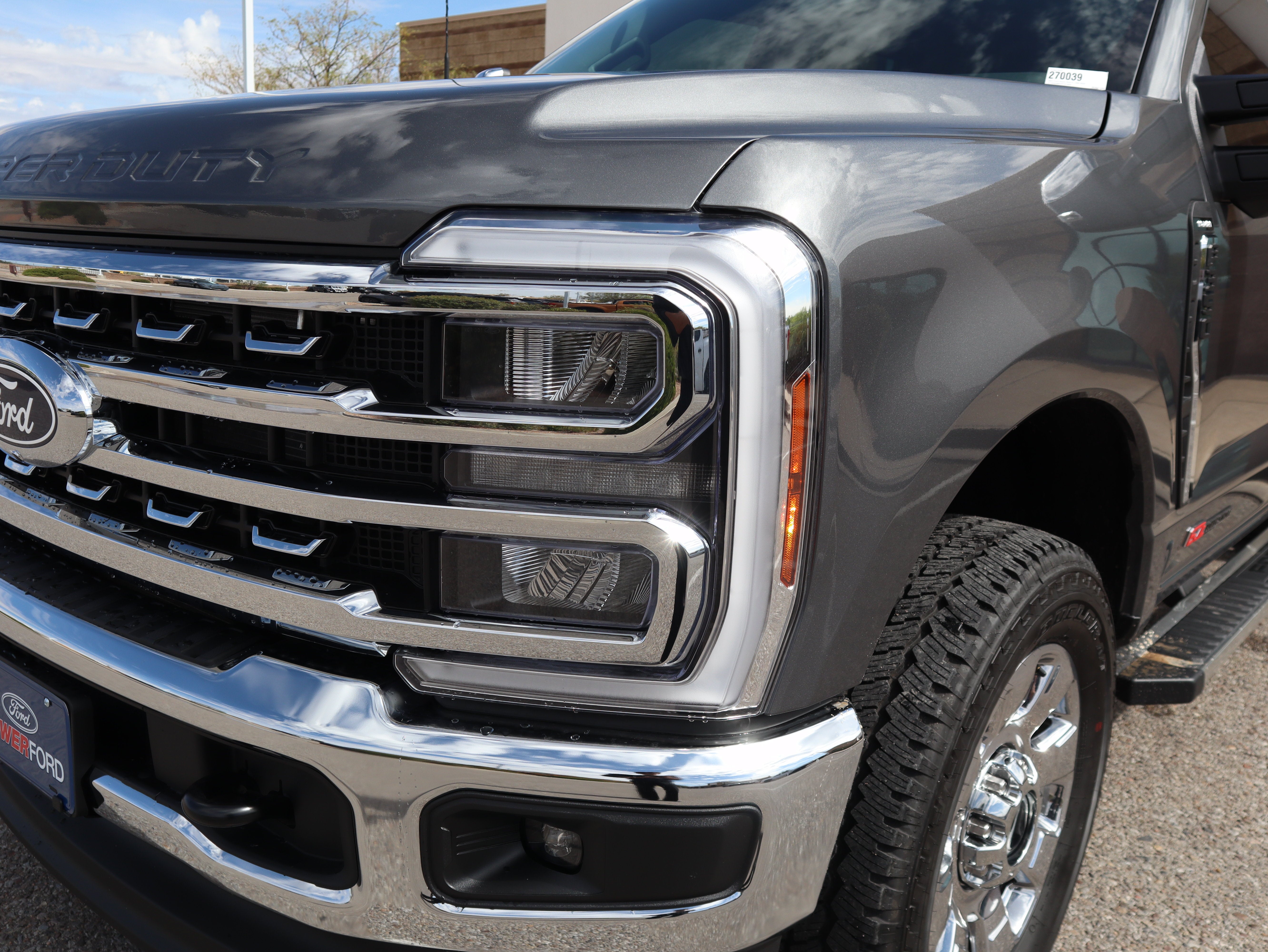 2027 Ford F-350SD Lariat