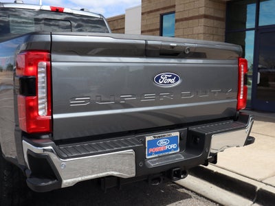 2027 Ford F-350SD Lariat
