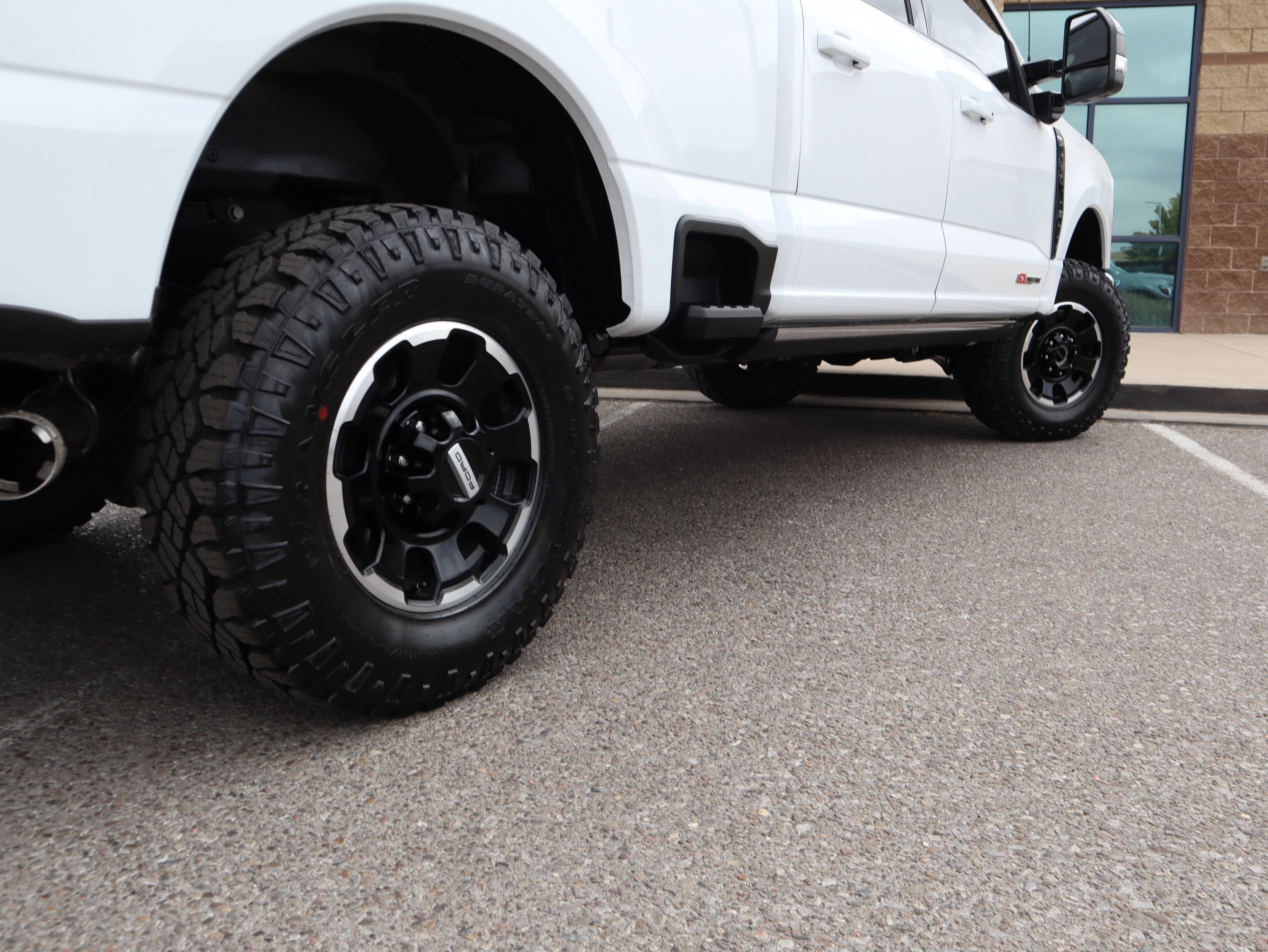2026 Ford F-350SD Lariat