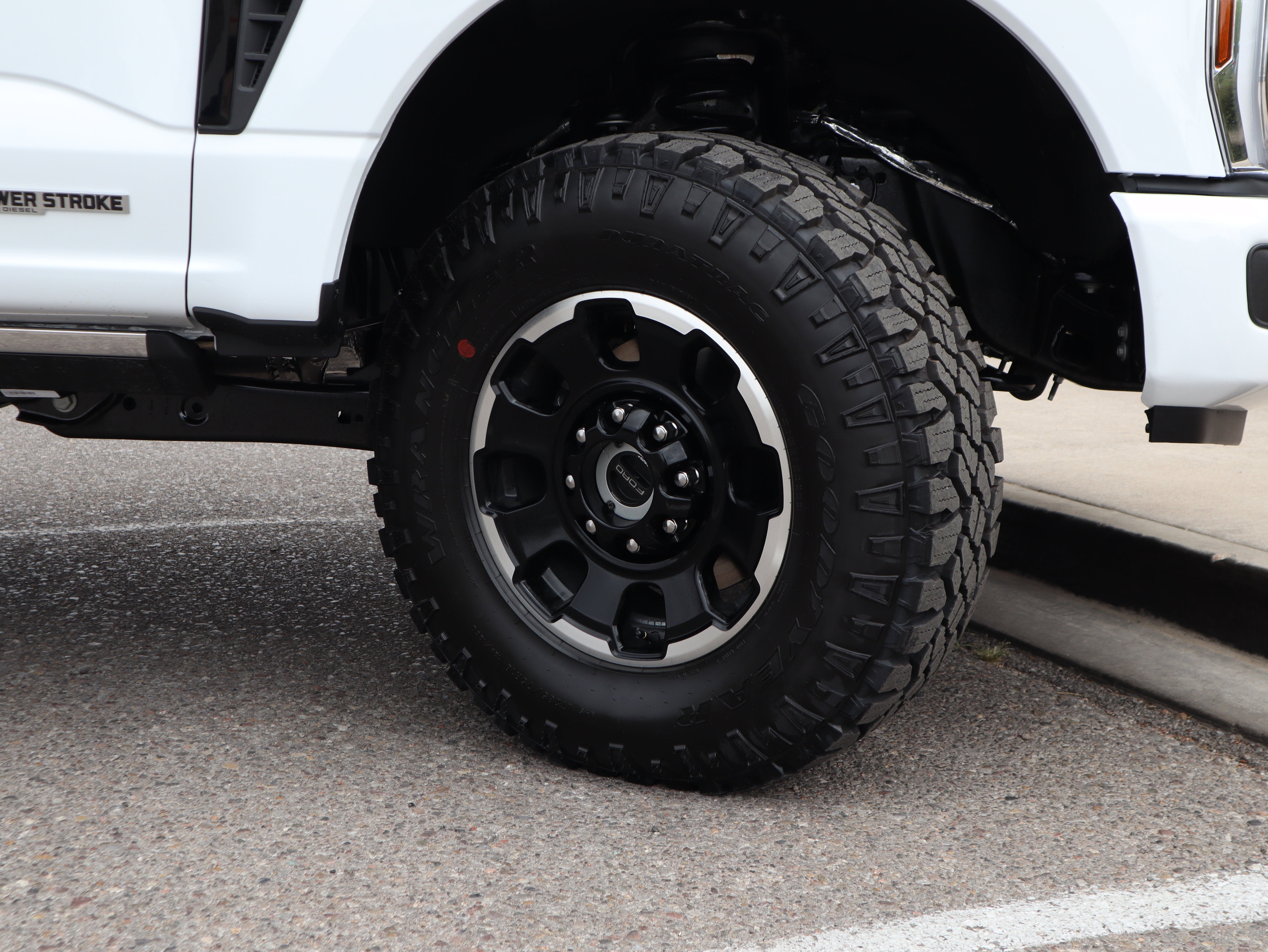 2026 Ford F-350SD Lariat