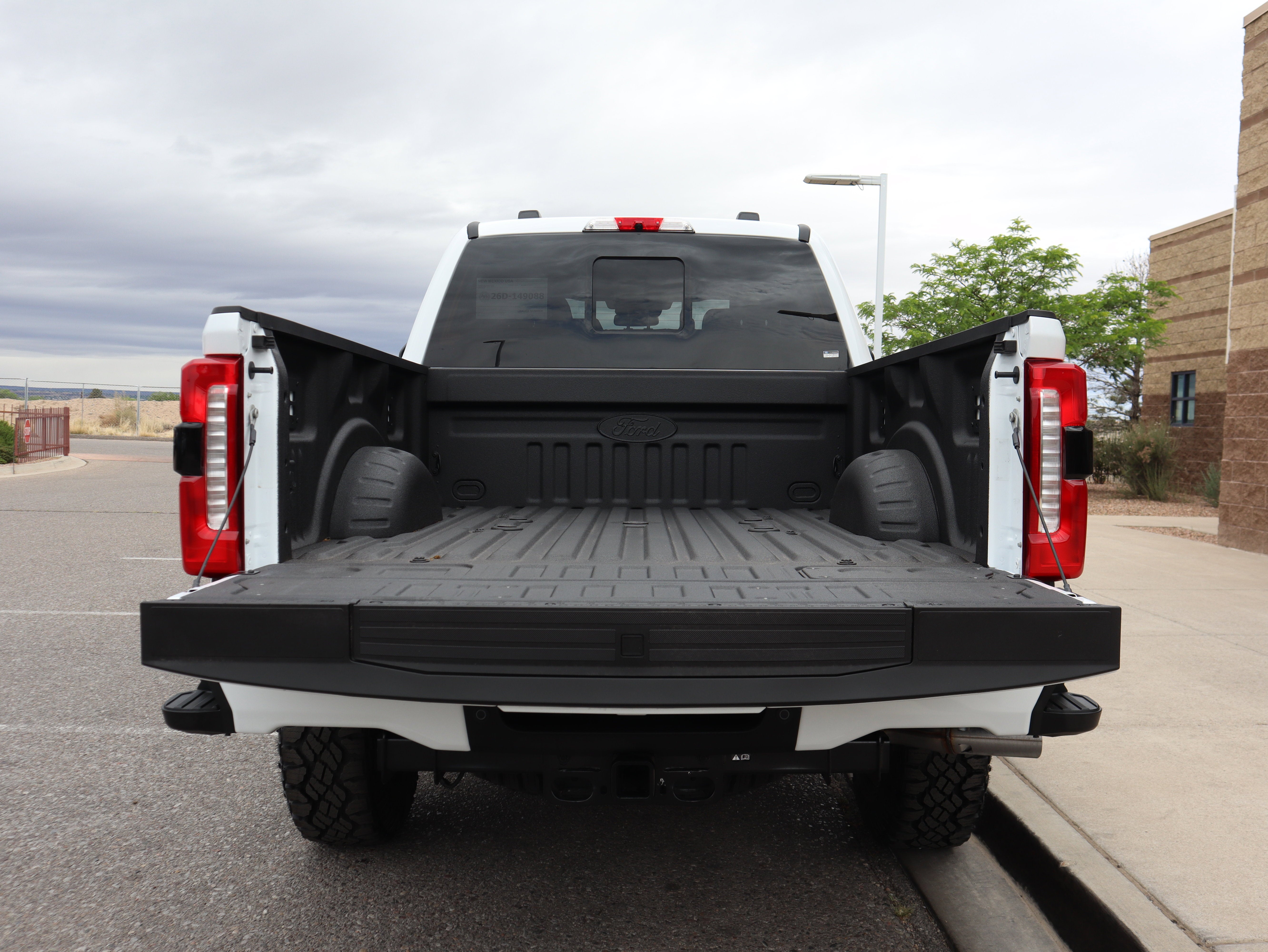 2026 Ford F-350SD Lariat