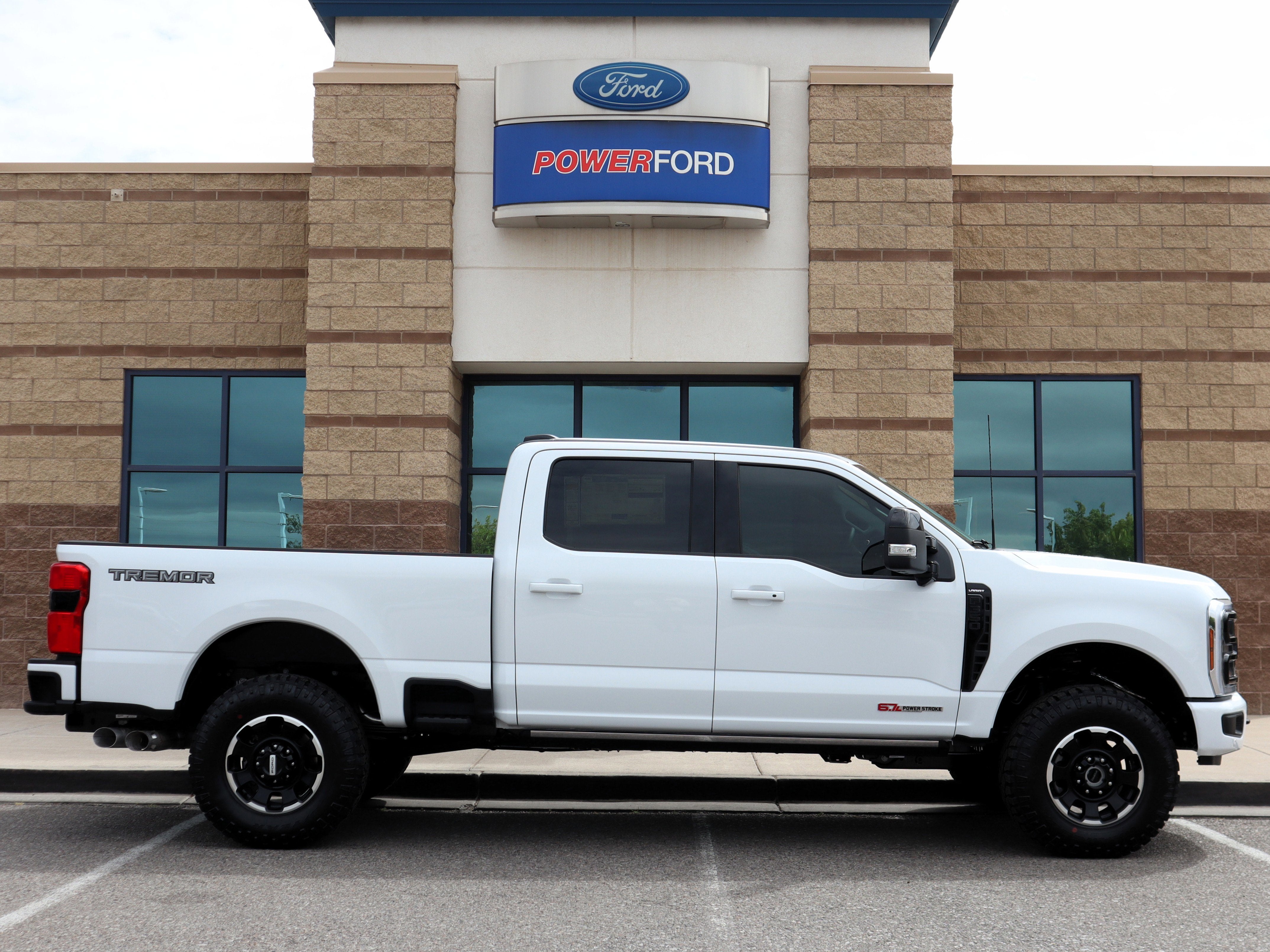 2026 Ford F-350SD Lariat
