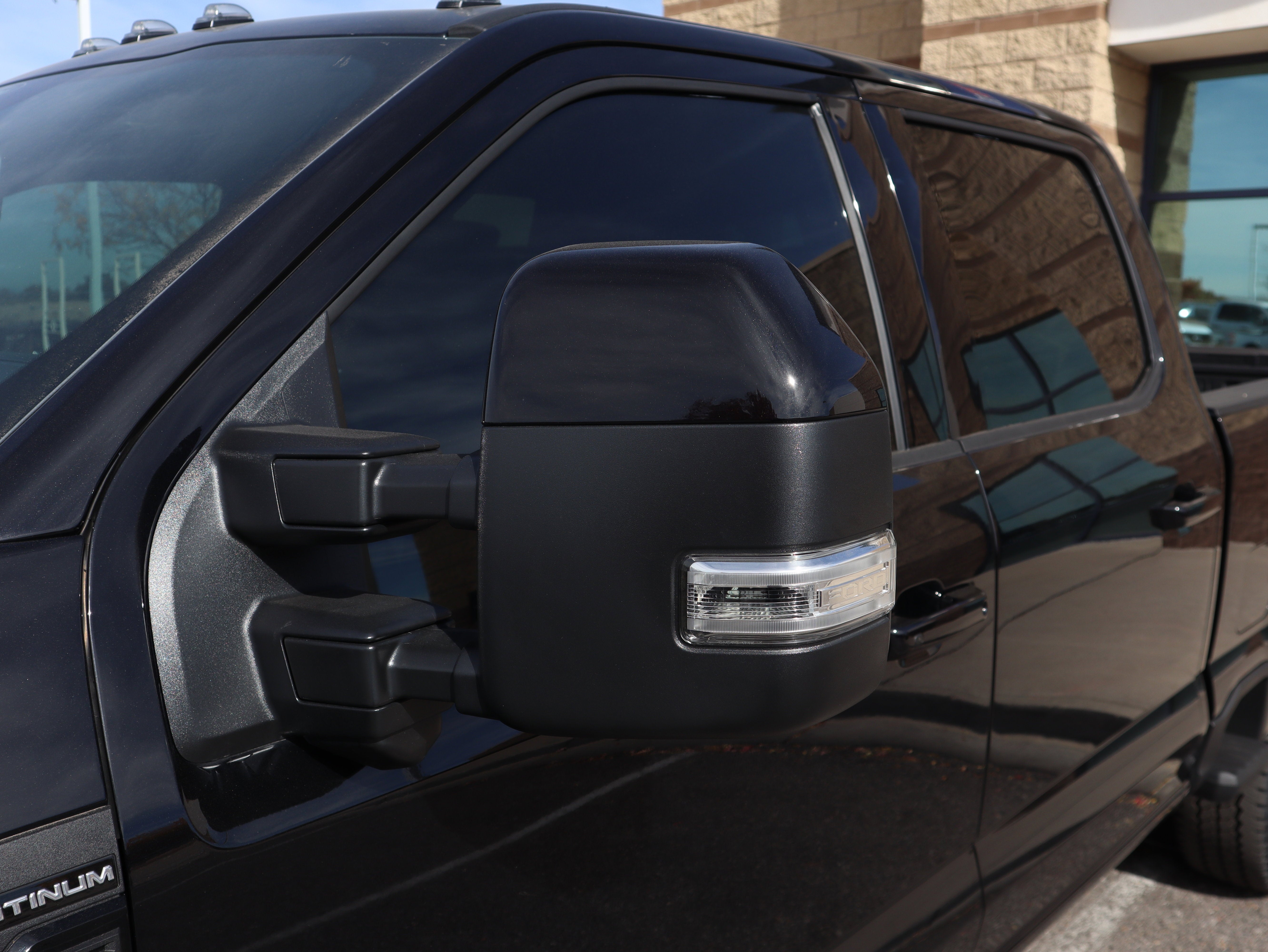 2025 Ford F-350SD Platinum