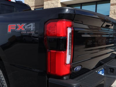 2025 Ford F-350SD Platinum