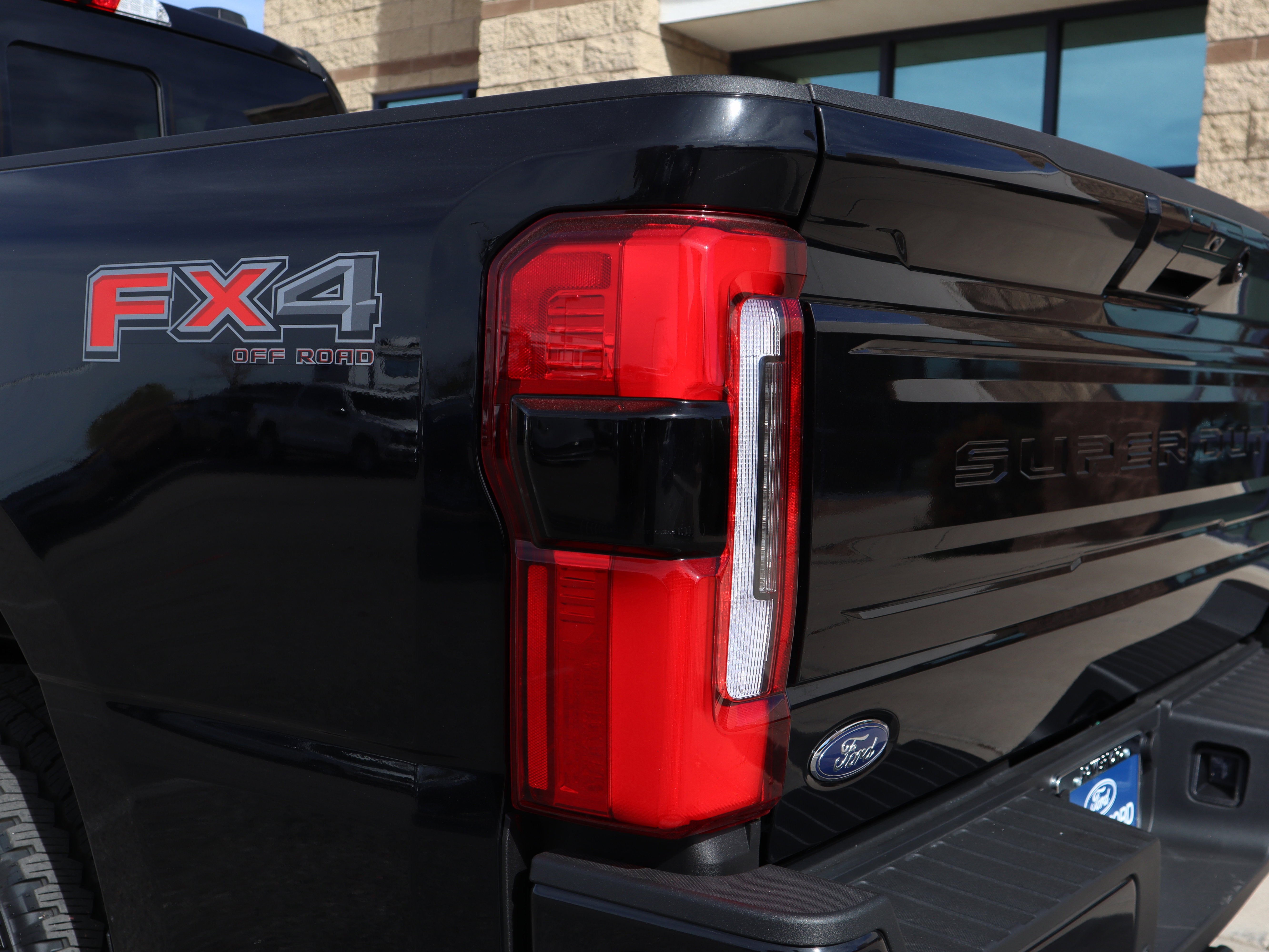 2025 Ford F-350SD Platinum