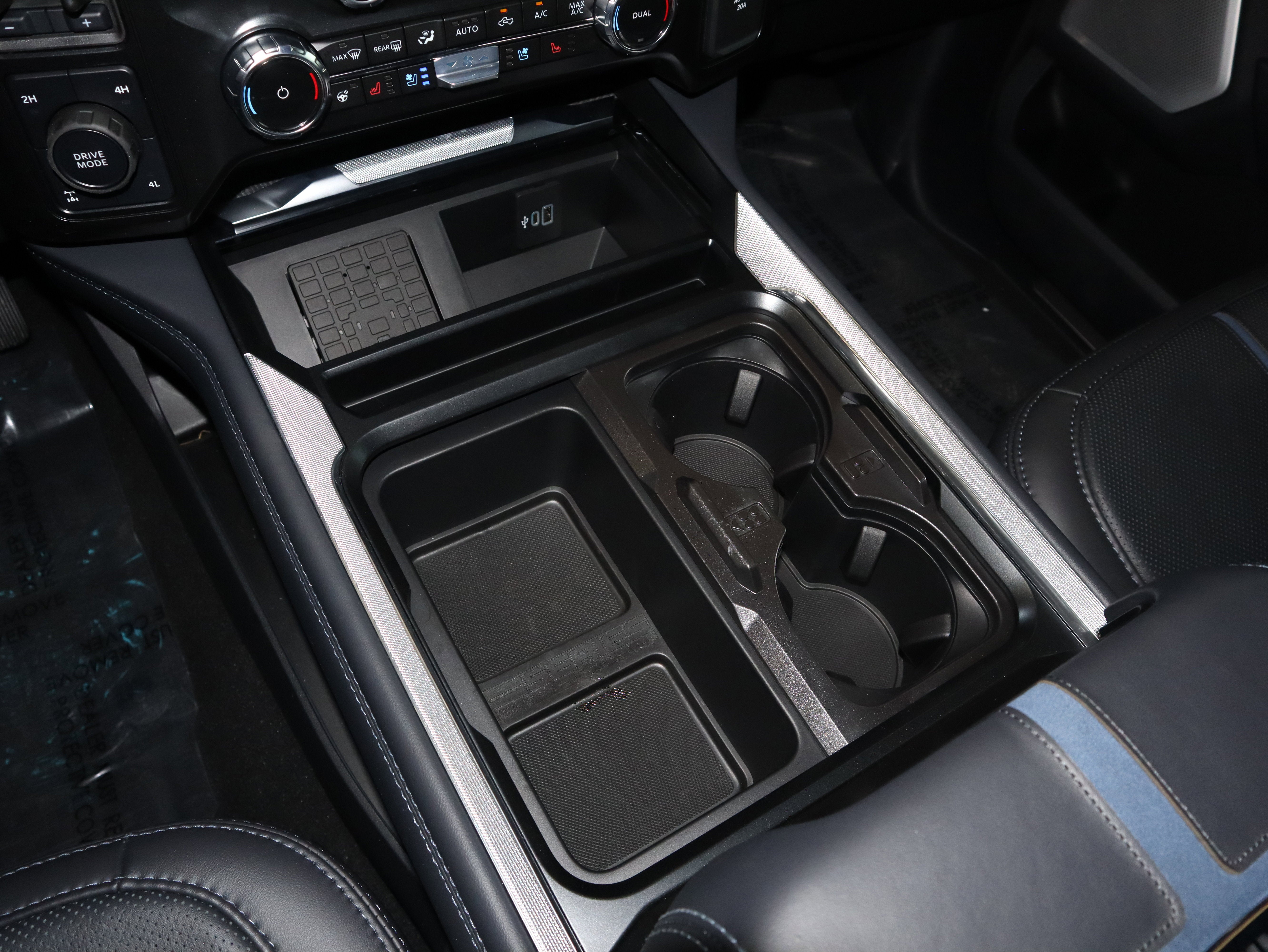 2025 Ford F-350SD Platinum