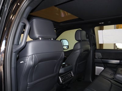 2025 Ford F-350SD Platinum