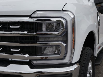 2027 Ford F-350SD XLT