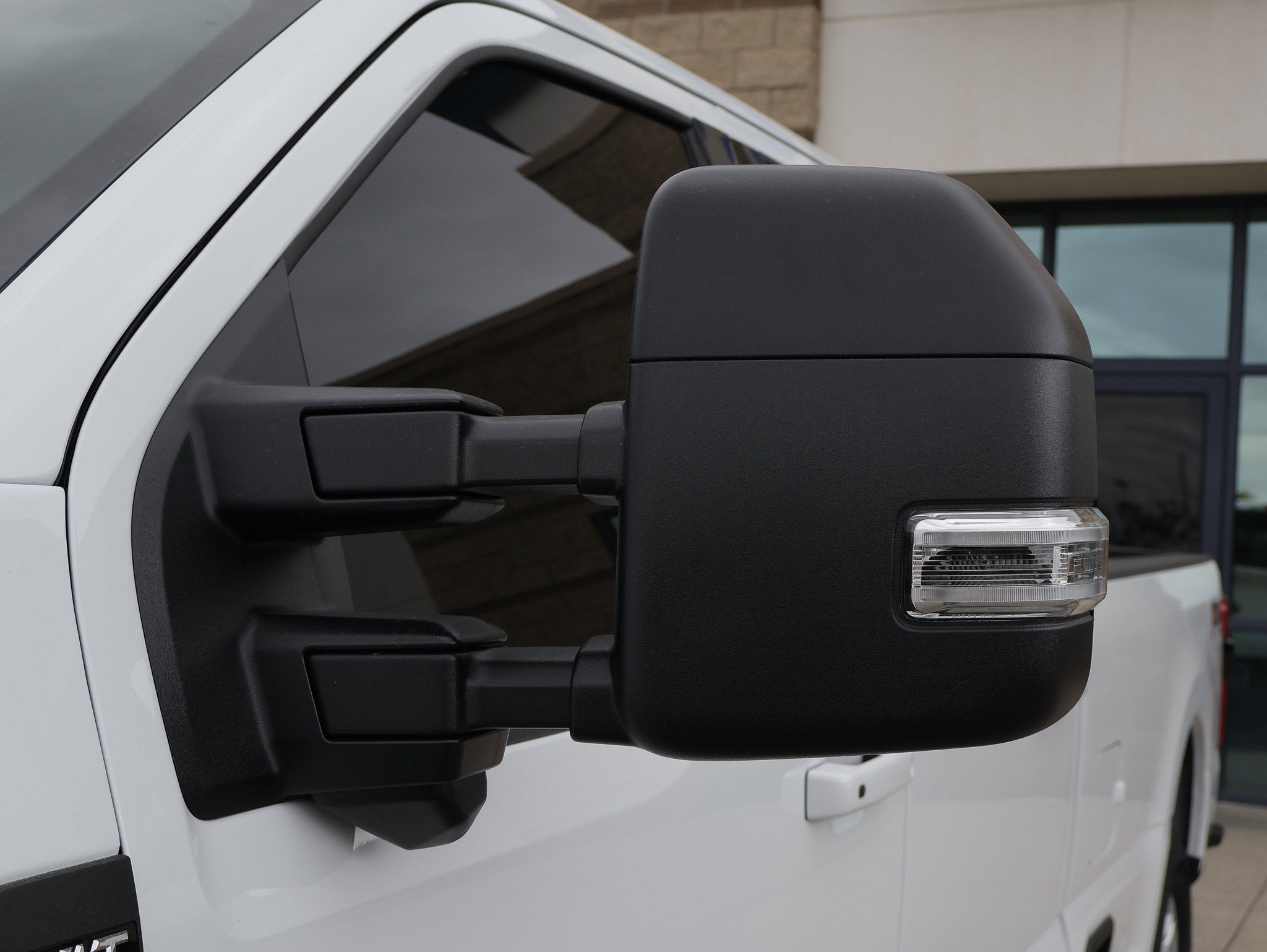 2027 Ford F-350SD XLT