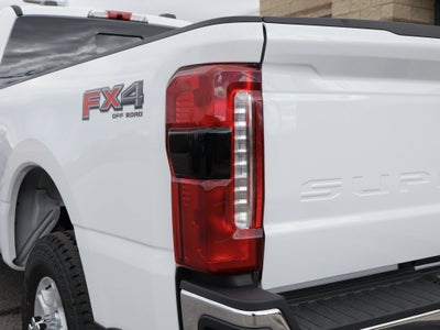 2027 Ford F-350SD XLT