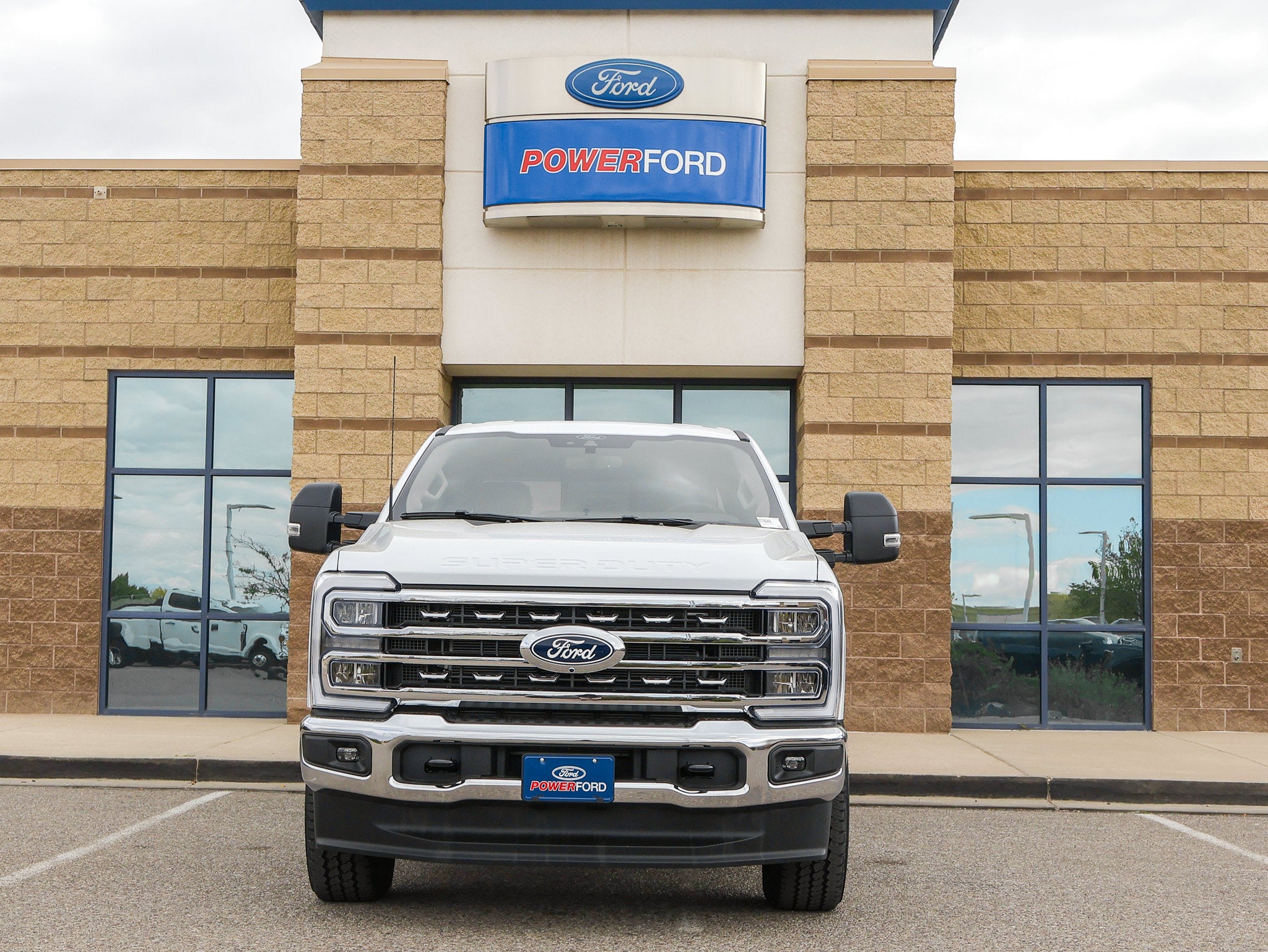 2027 Ford F-350SD XLT