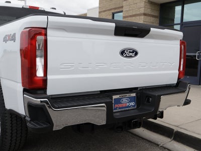 2027 Ford F-350SD XLT