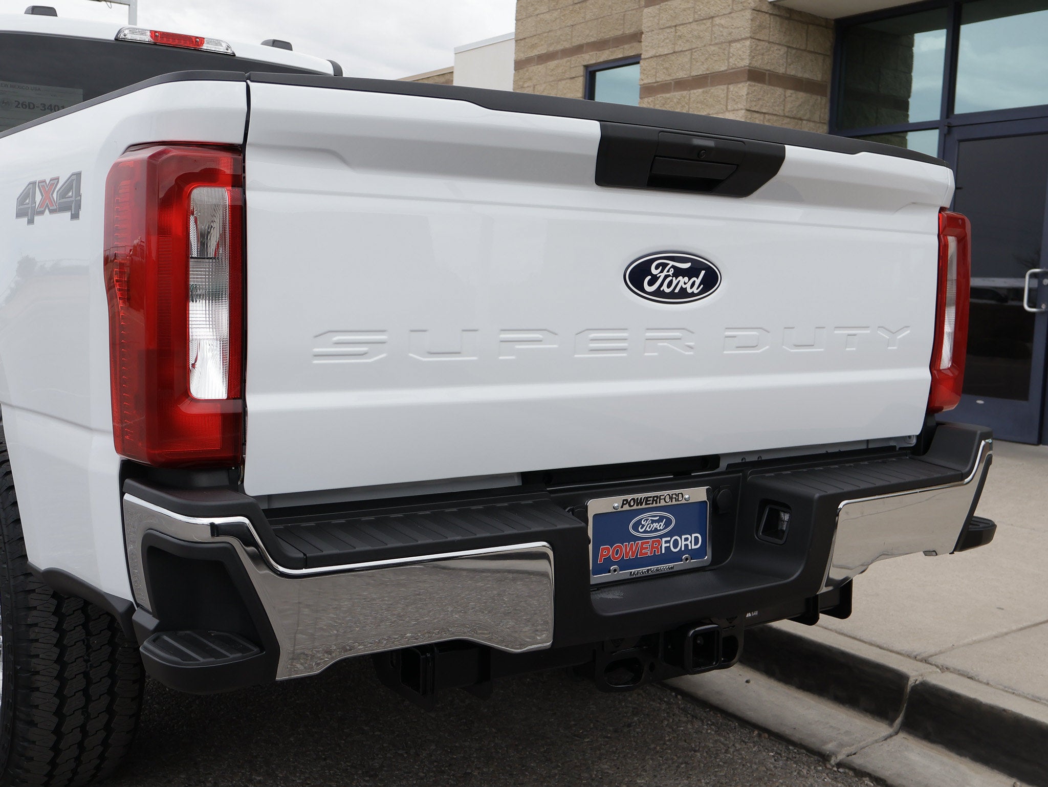 2027 Ford F-350SD XLT