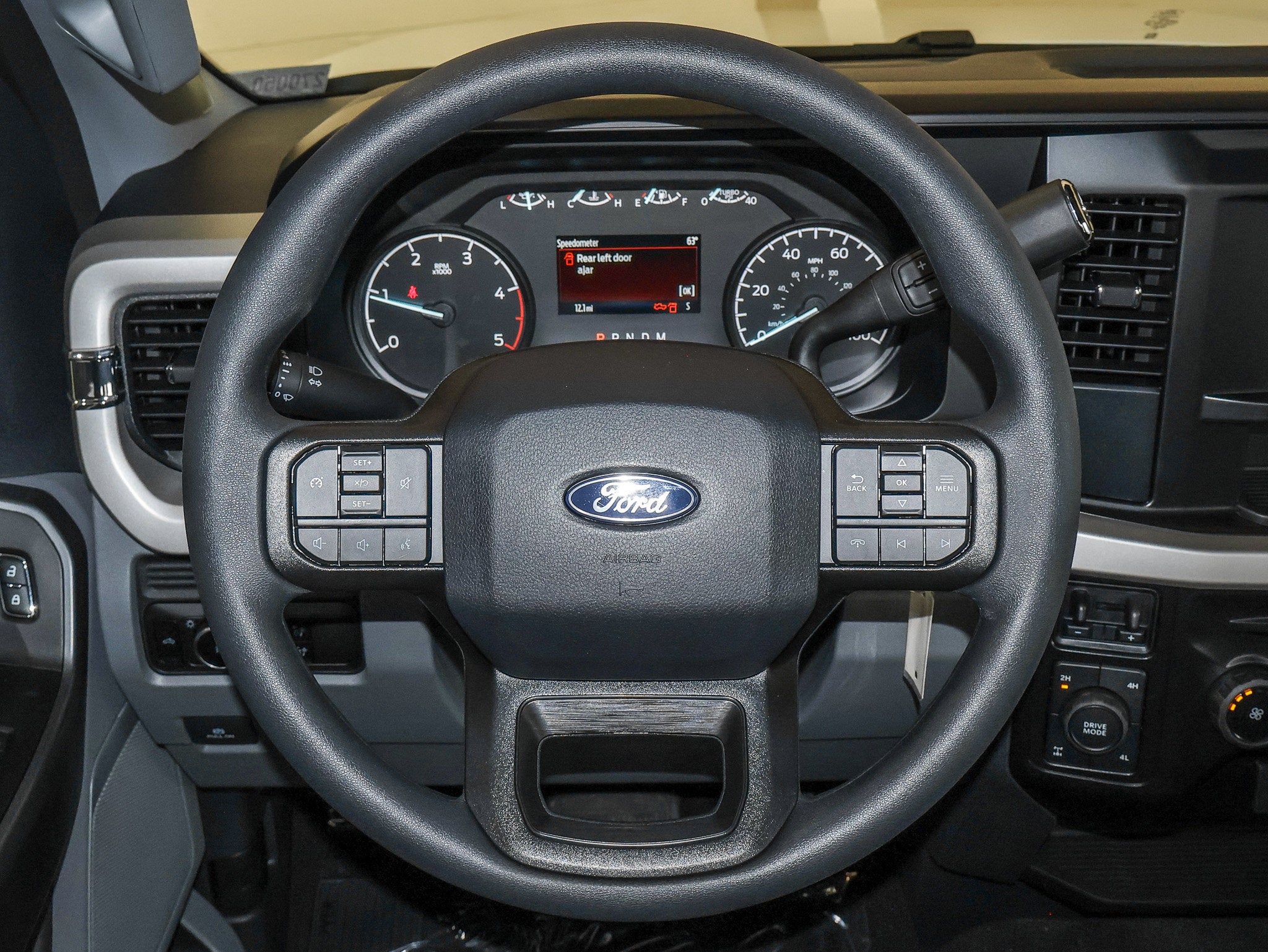 2027 Ford F-350SD XLT