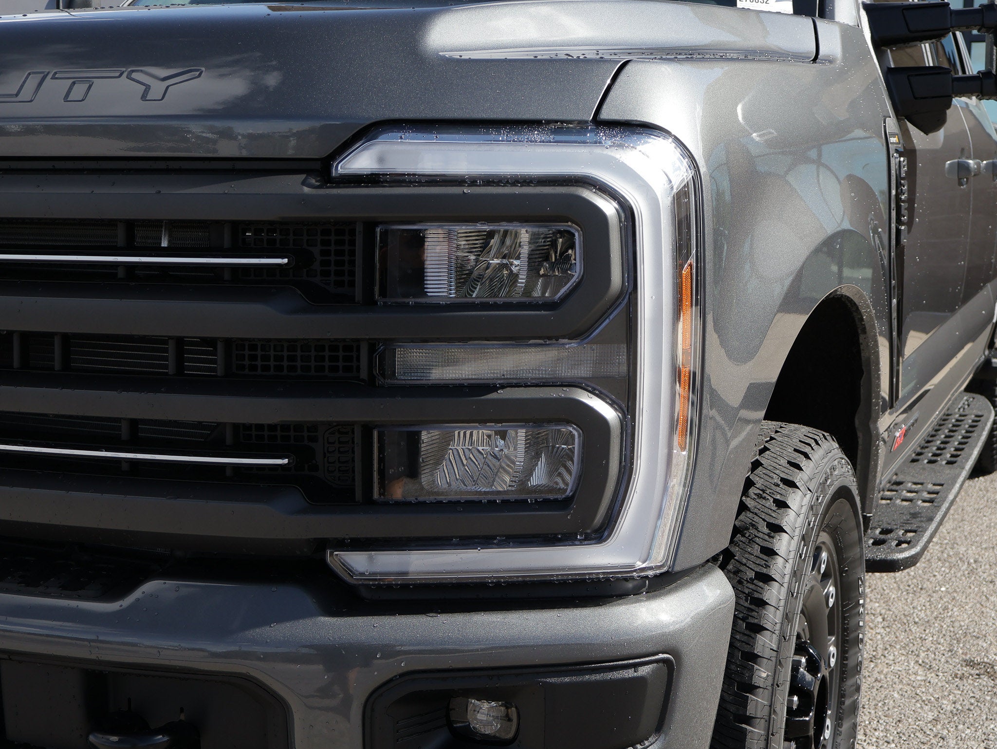 2027 Ford F-350SD XLT